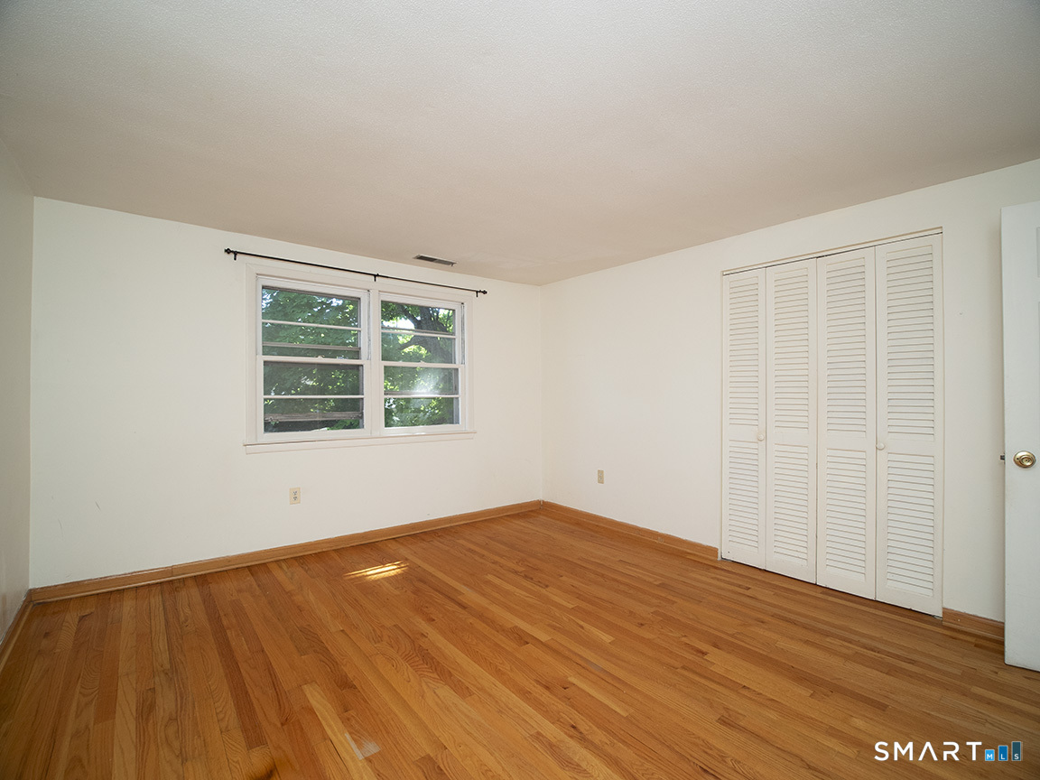 38 Landin 2nd Floor Street Property Photo 14