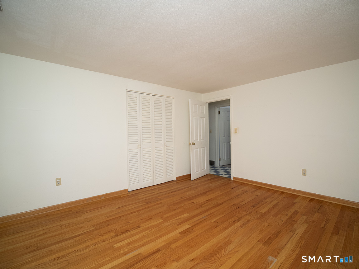 38 Landin 2nd Floor Street Property Photo 15