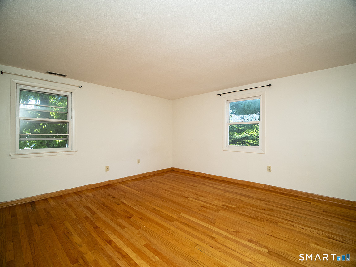 38 Landin 2nd Floor Street Property Photo 16