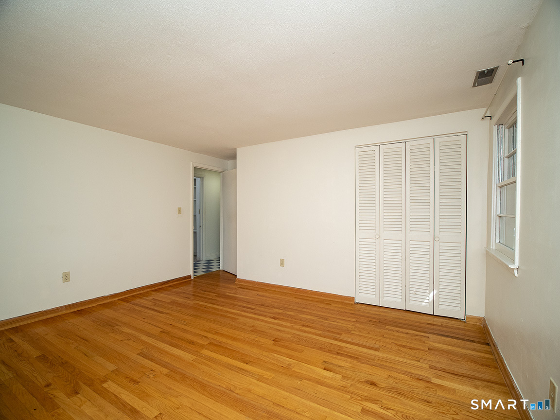 38 Landin 2nd Floor Street Property Photo 18