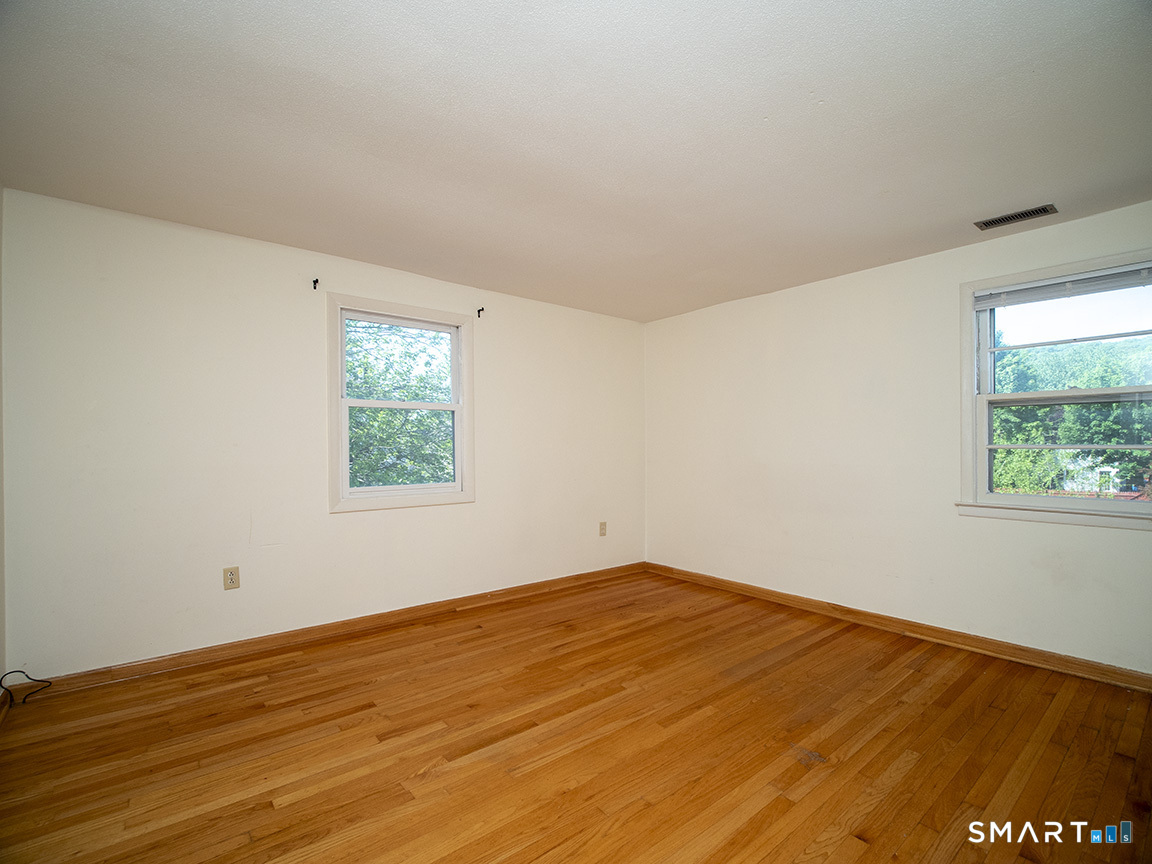 38 Landin 2nd Floor Street Property Photo 19