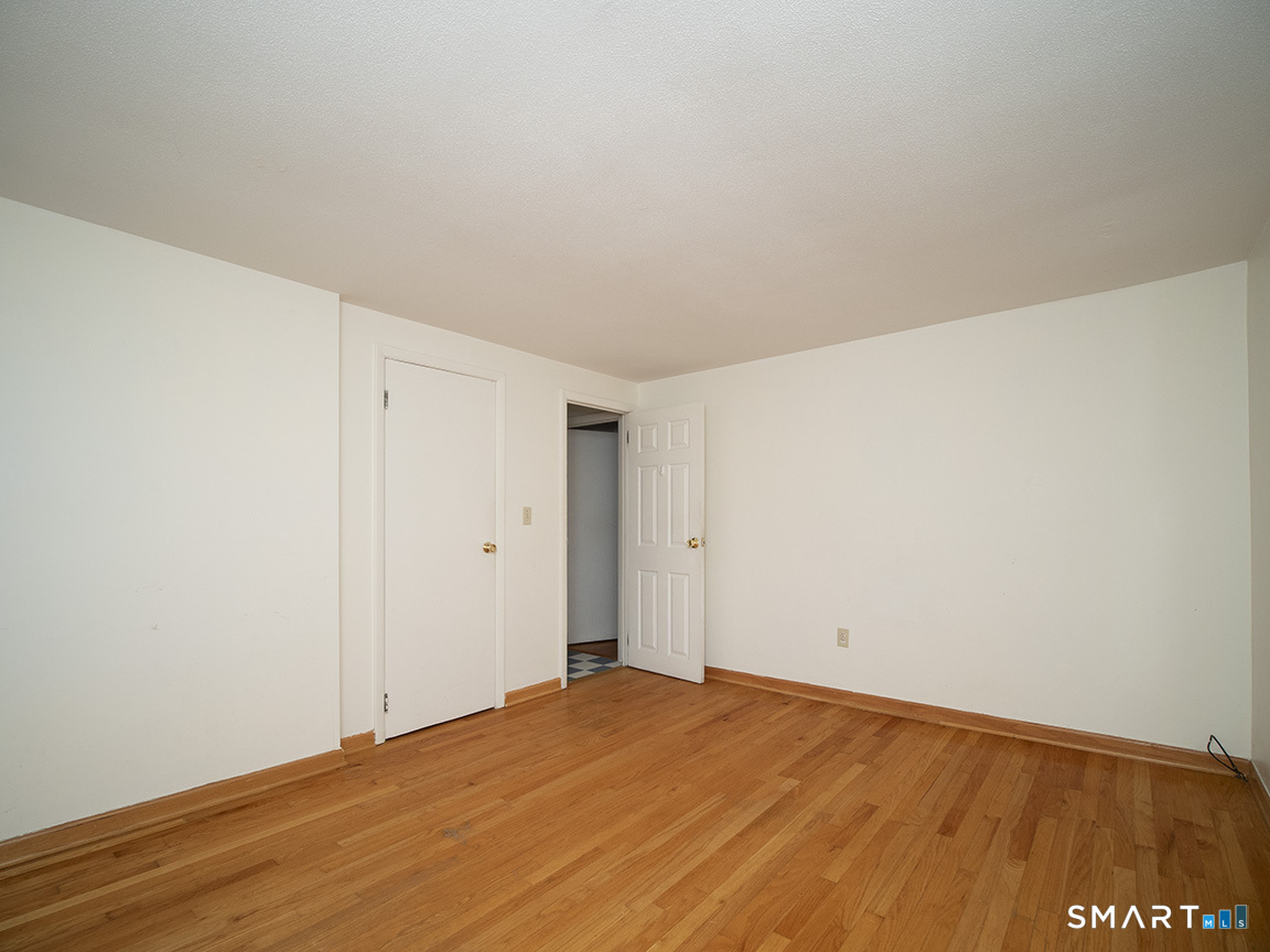 38 Landin 2nd Floor Street Property Photo 20