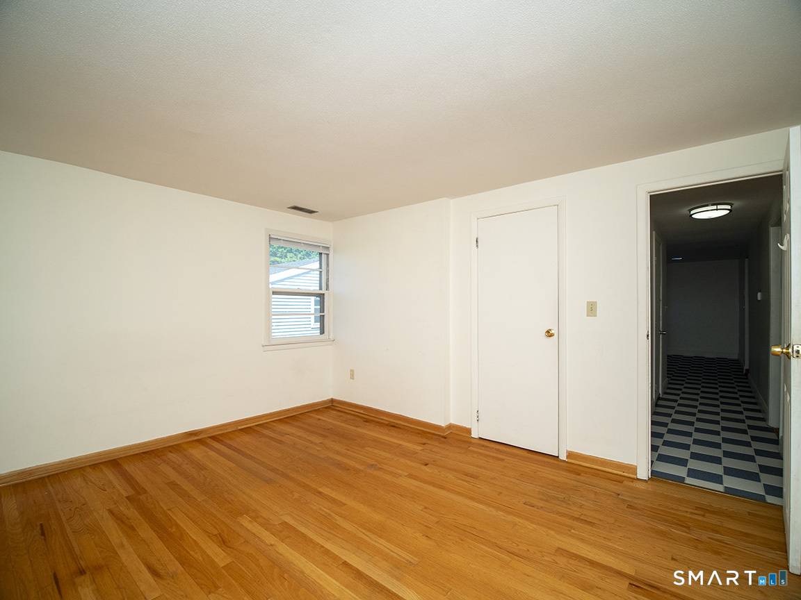 38 Landin 2nd Floor Street Property Photo 21