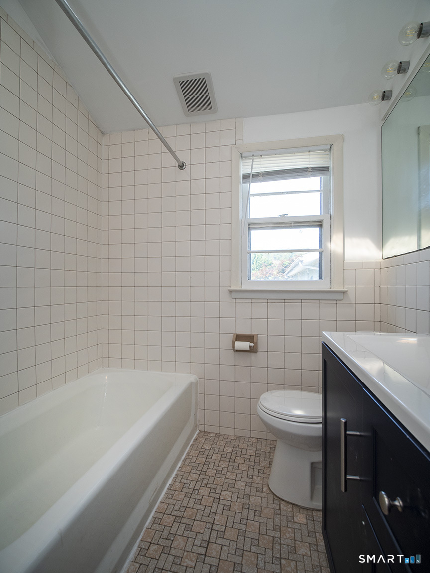 38 Landin 2nd Floor Street Property Photo 23