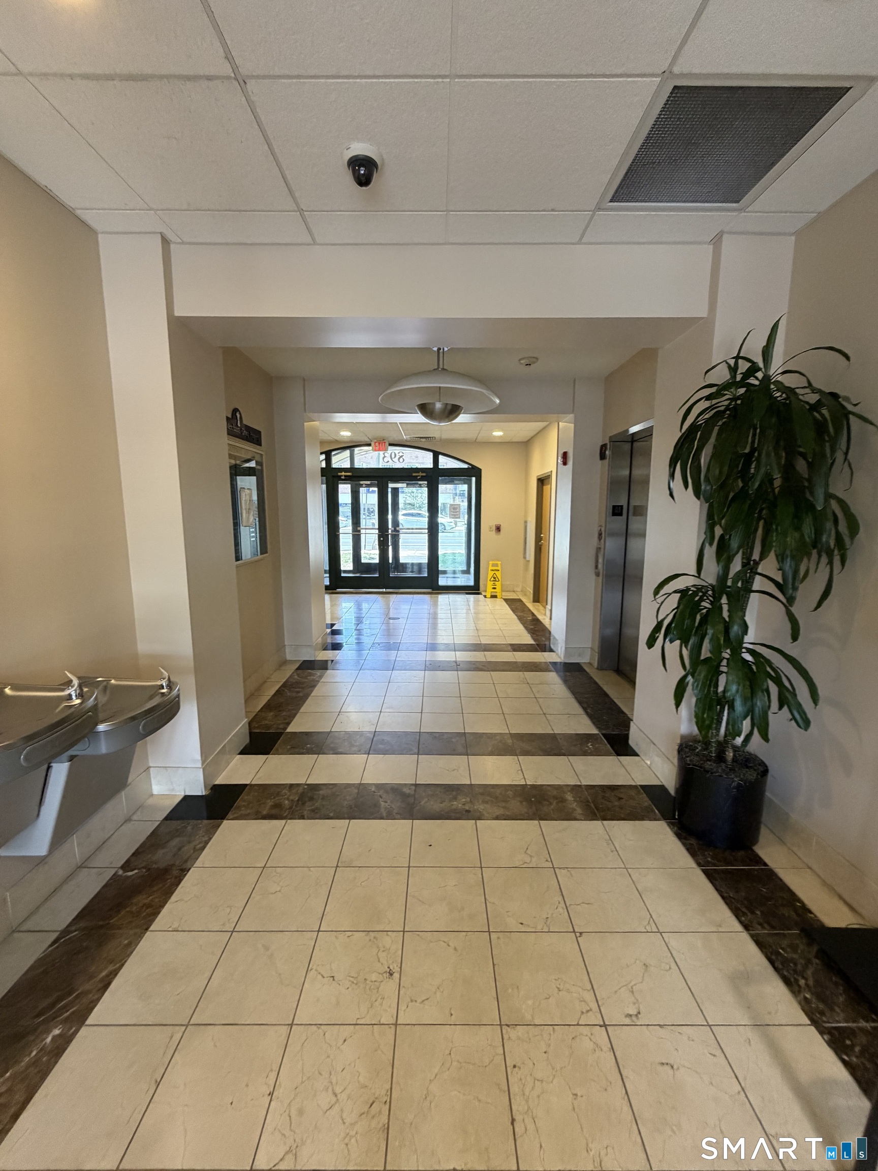 893 Main First Floor Medical Street Property Photo 3