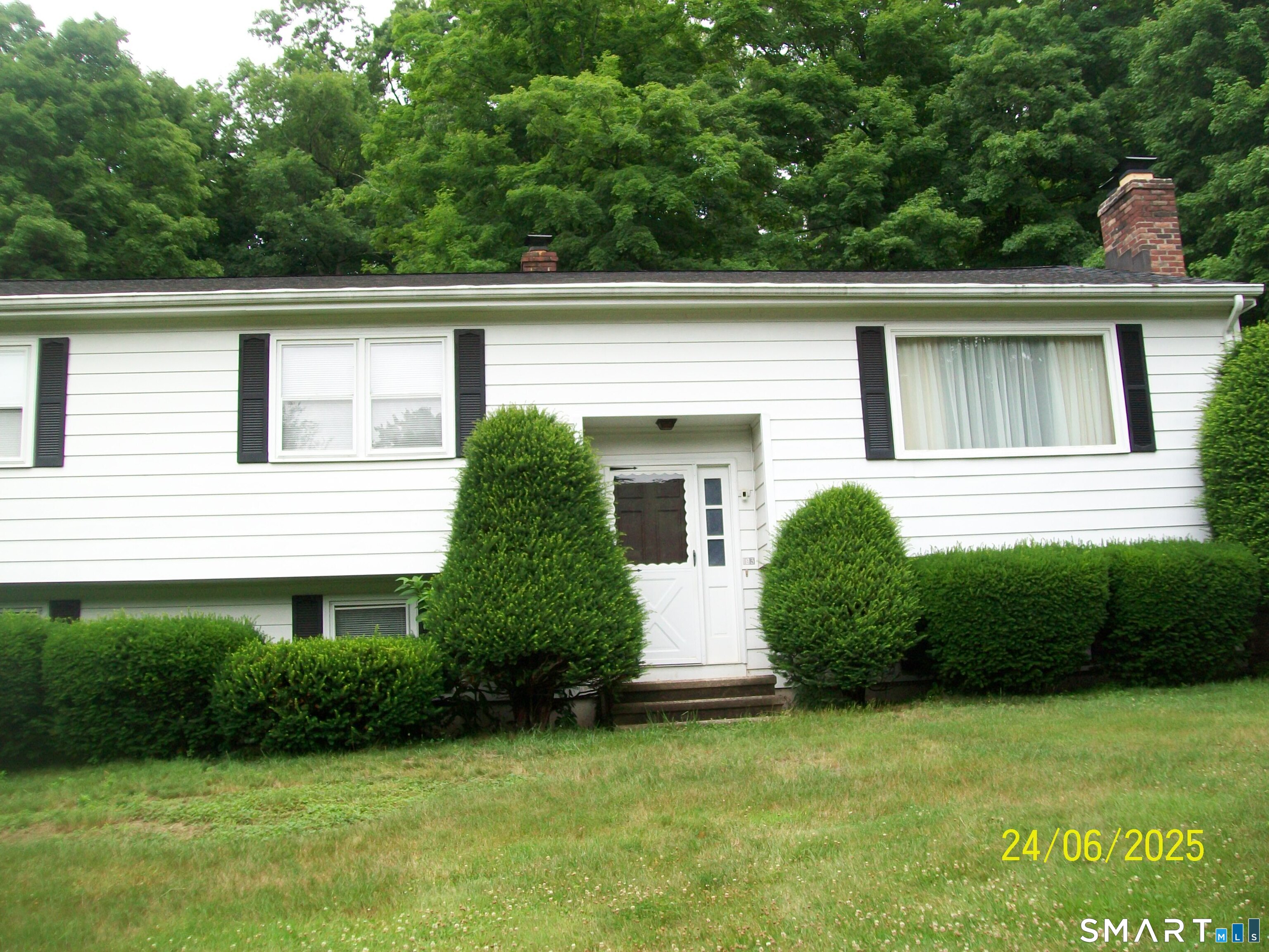 24187281 Property Photo 1