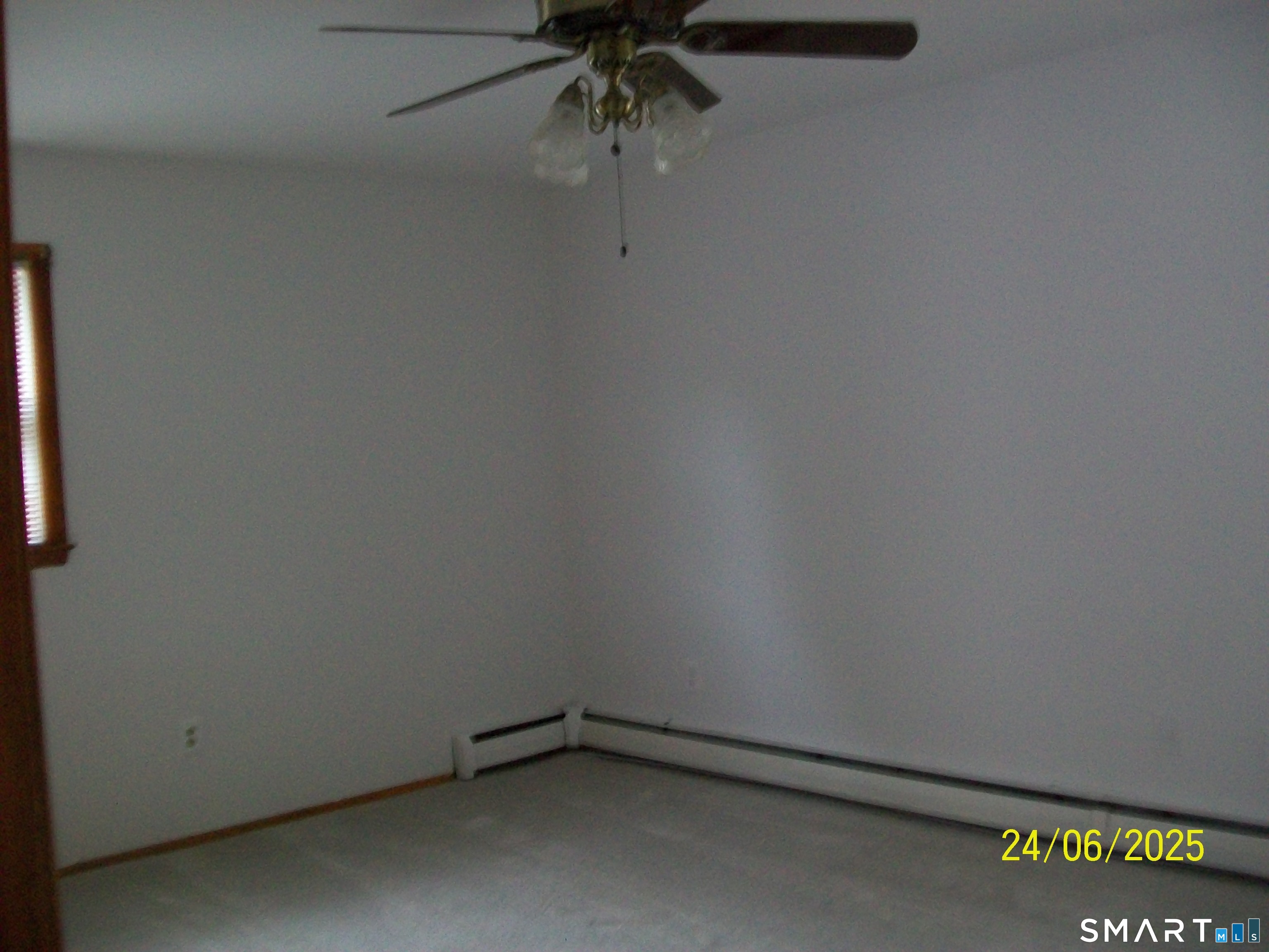 24187281 Property Photo 11