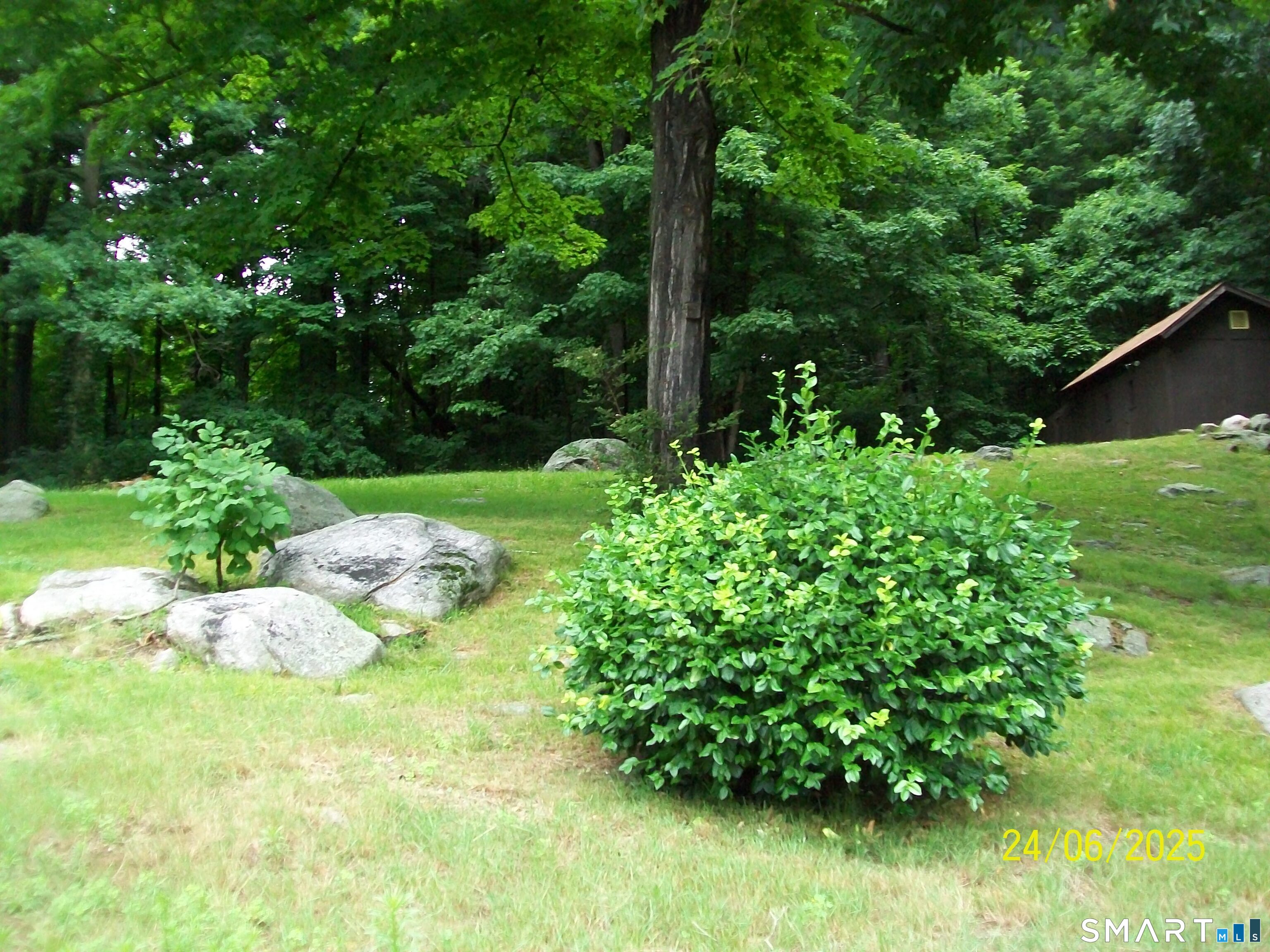 24187281 Property Photo 17