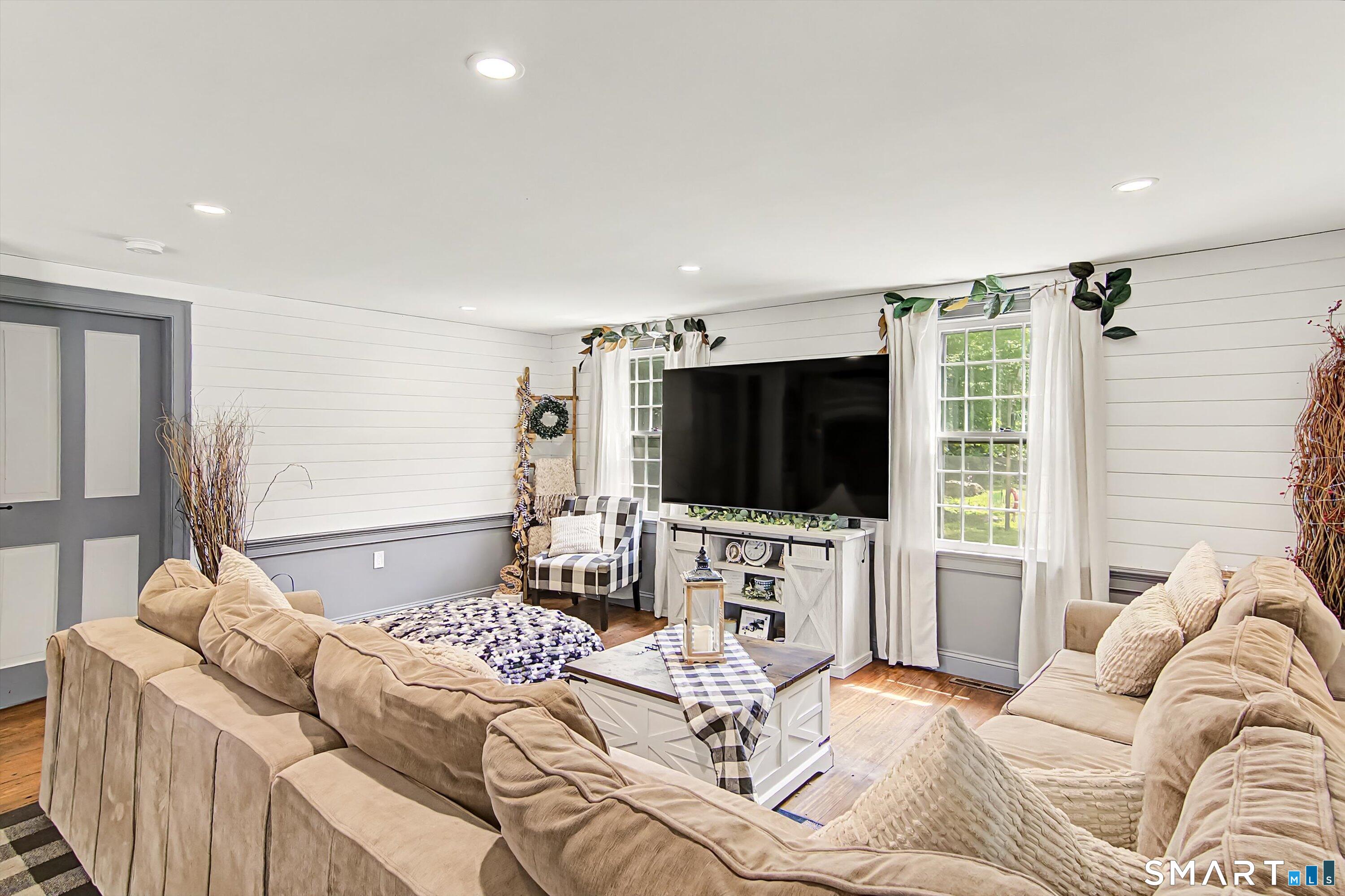 1640 Little Meadow Road Property Photo 10