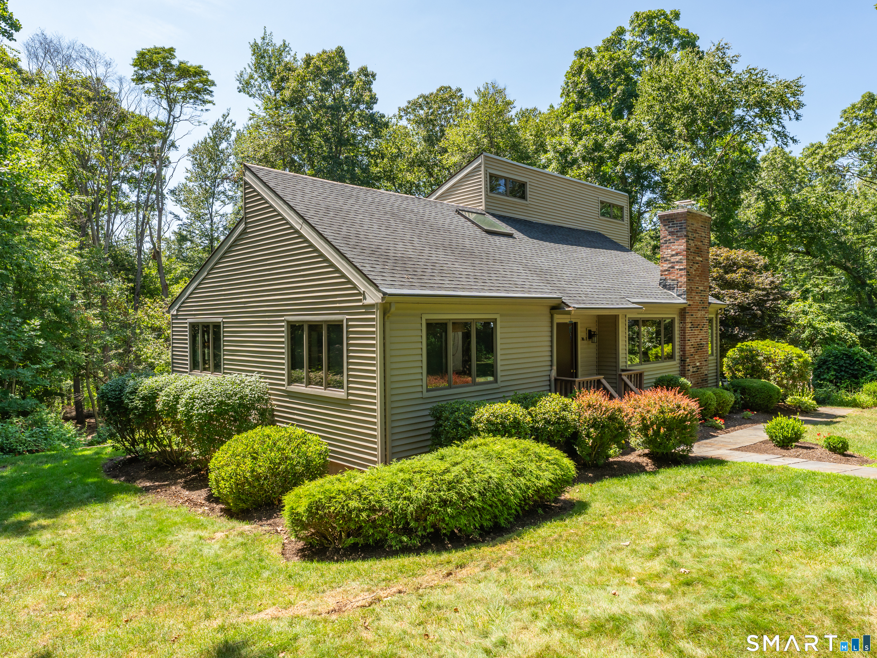 70 Hoadley Creek Circle Property Photo 4