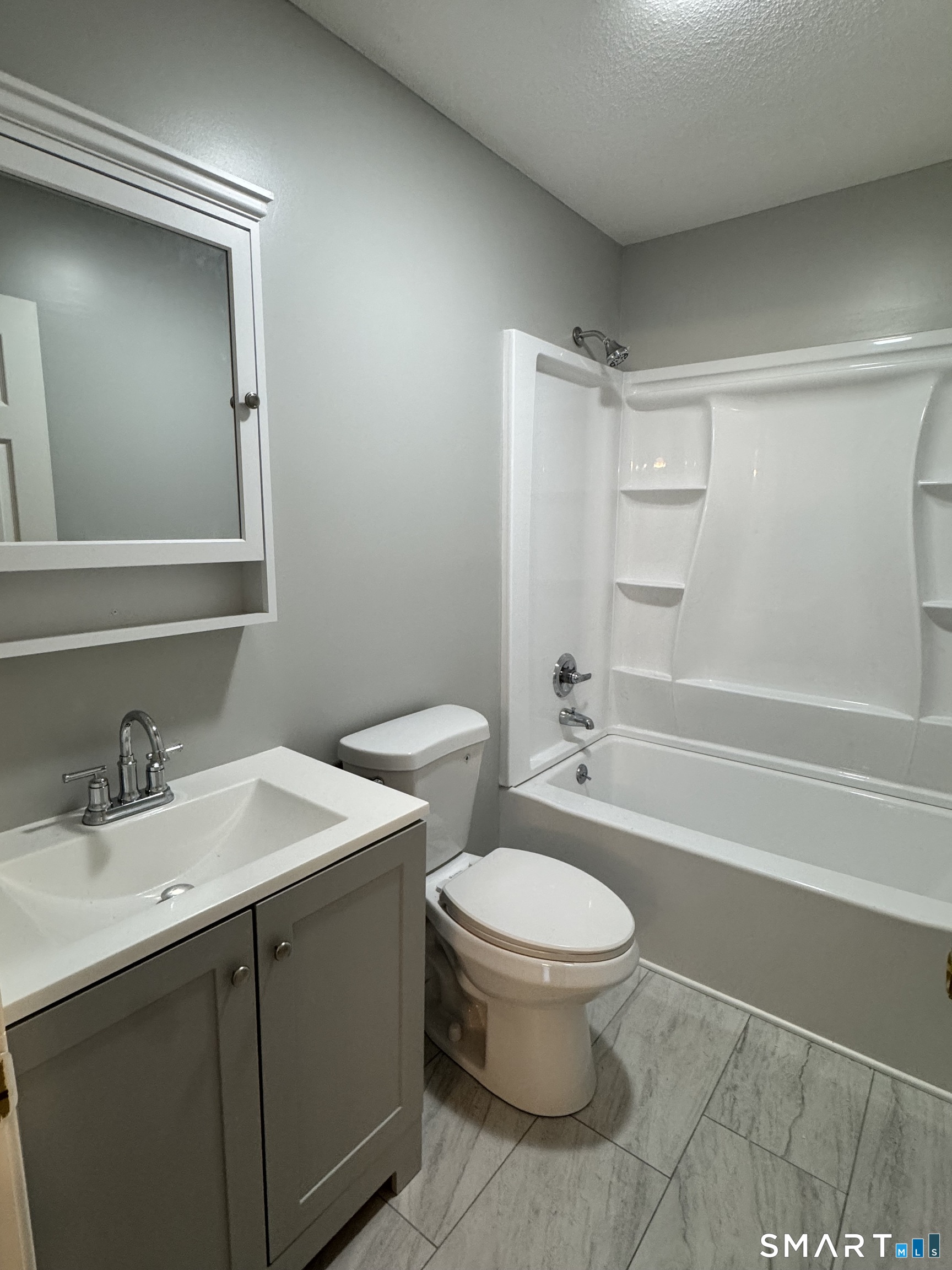 2 Concorde B2 Way Property Photo 6
