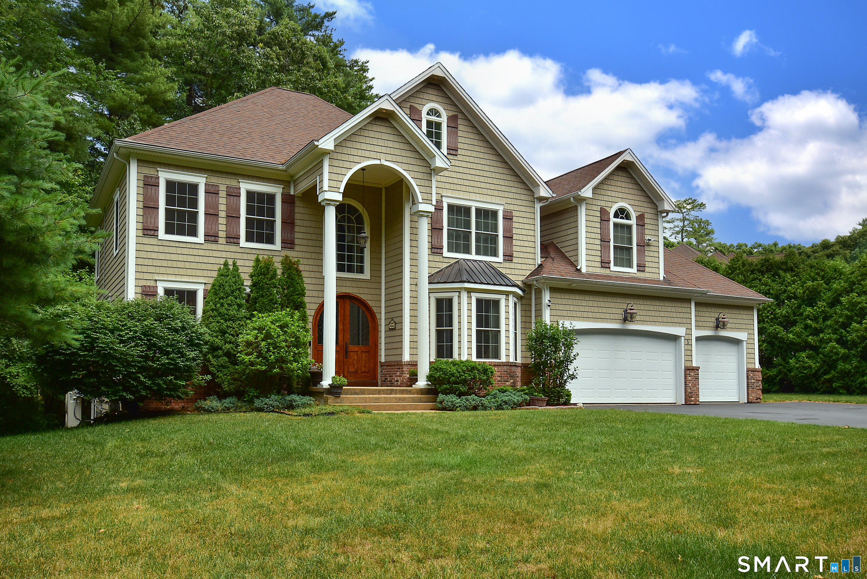 5 Biltmore Court Property Photo 1