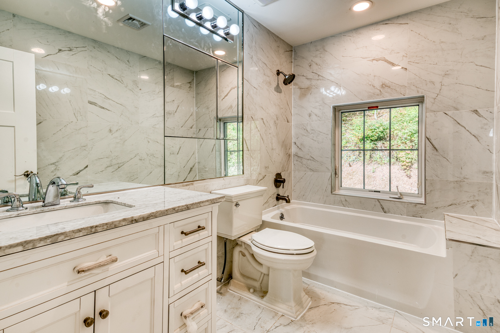171 Oregon Road Property Photo 32