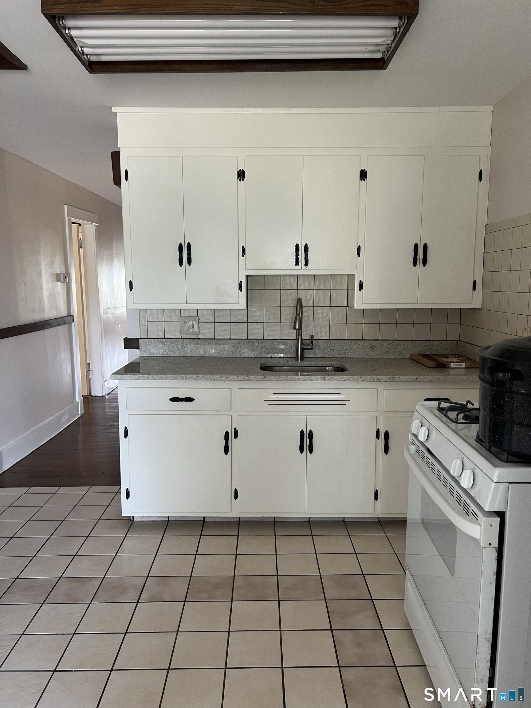 251 Sherman Avenue Property Photo 13