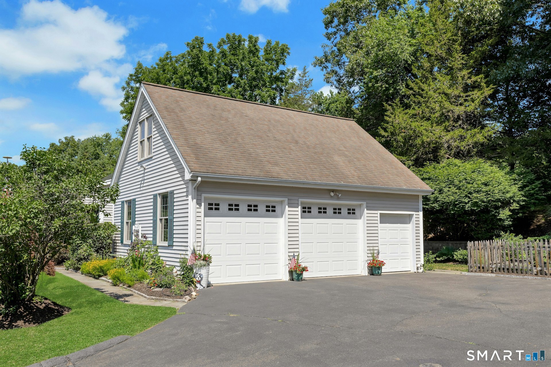49 Walnut Hill Road Property Photo 3