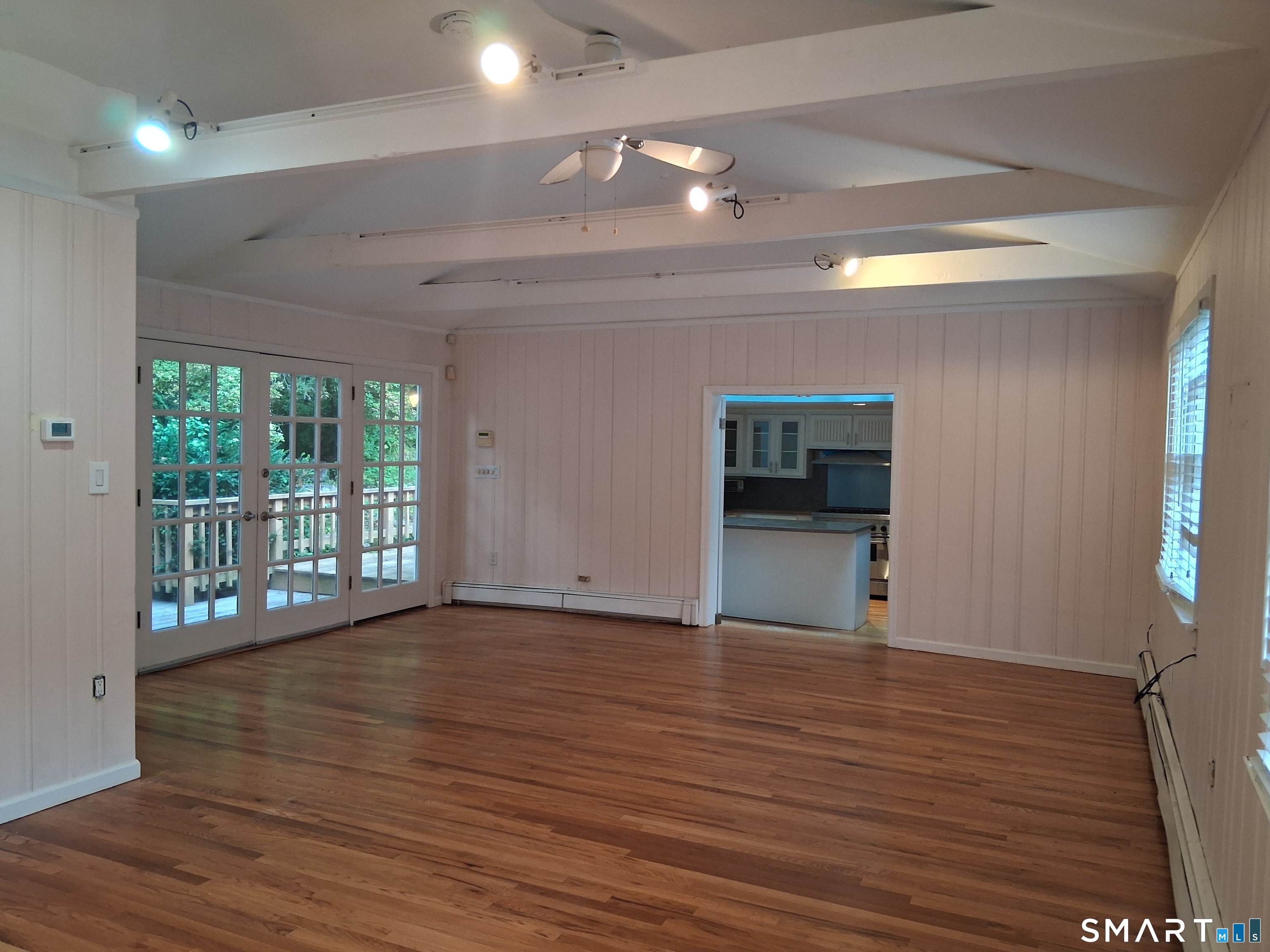 1286 Long Ridge Road Property Photo 8