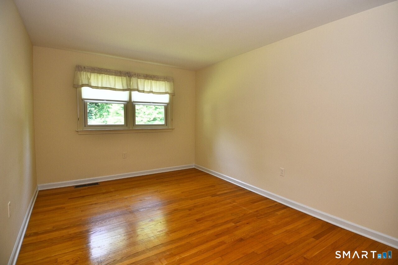 1 Romindon Court Property Photo 13