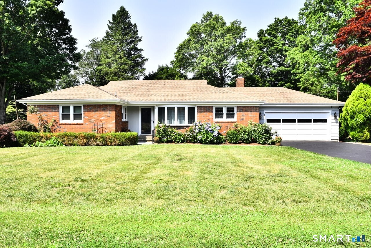 1 Romindon Court Property Photo 20