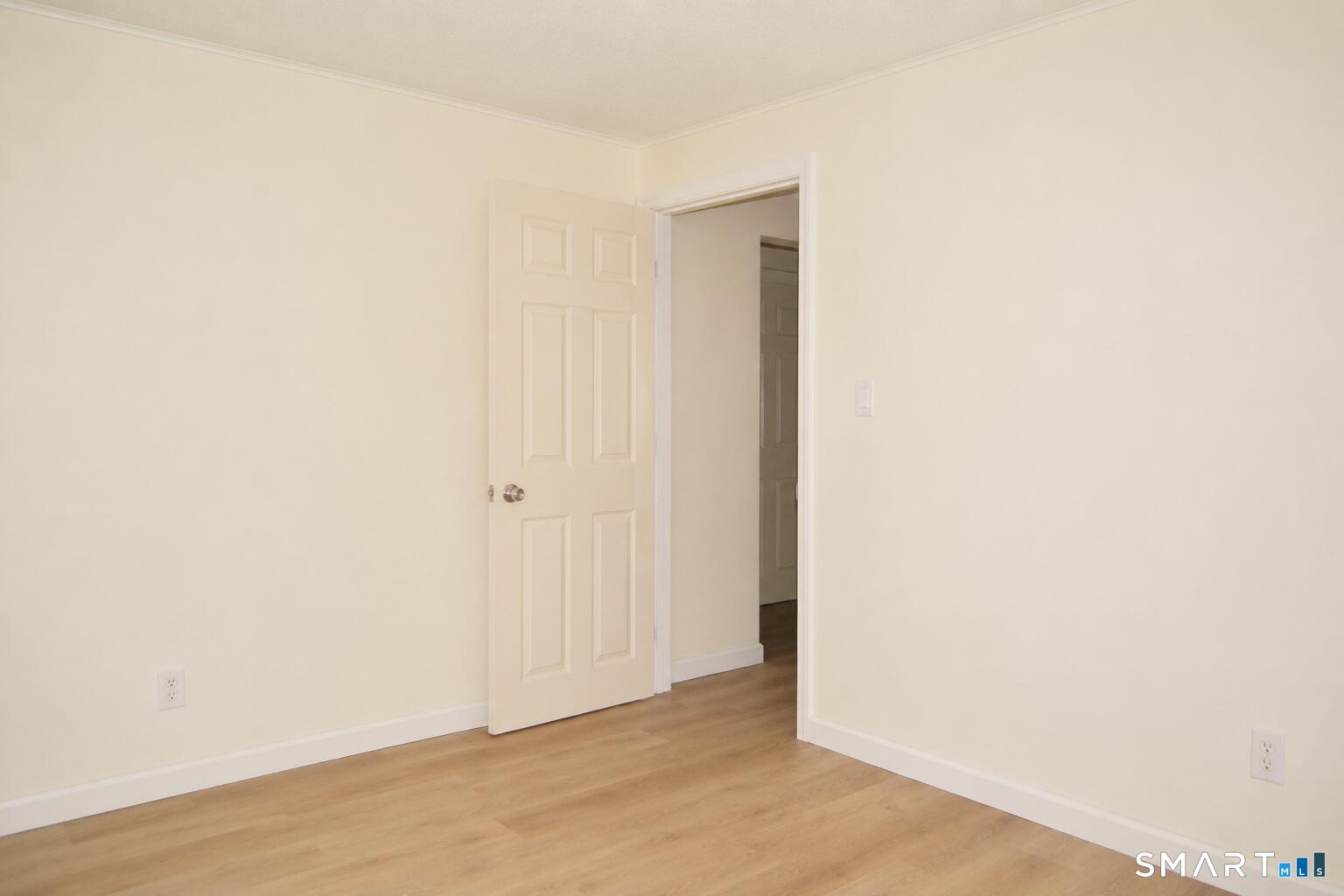202 Crescent Drive Property Photo 16