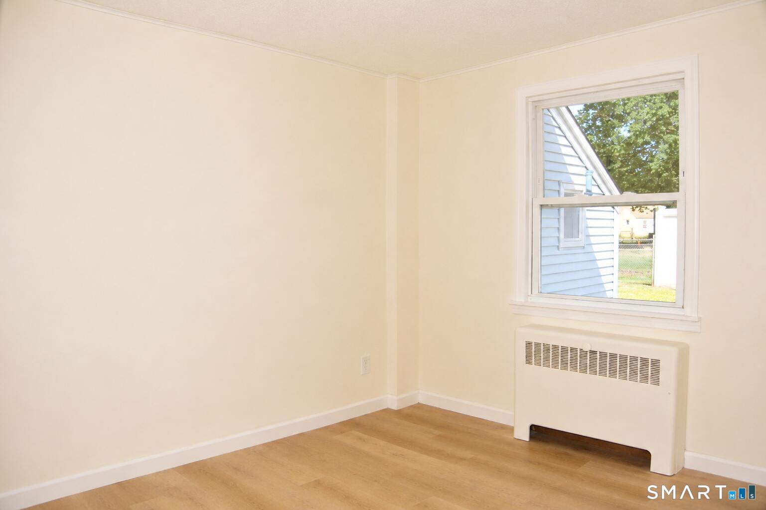 202 Crescent Drive Property Photo 18