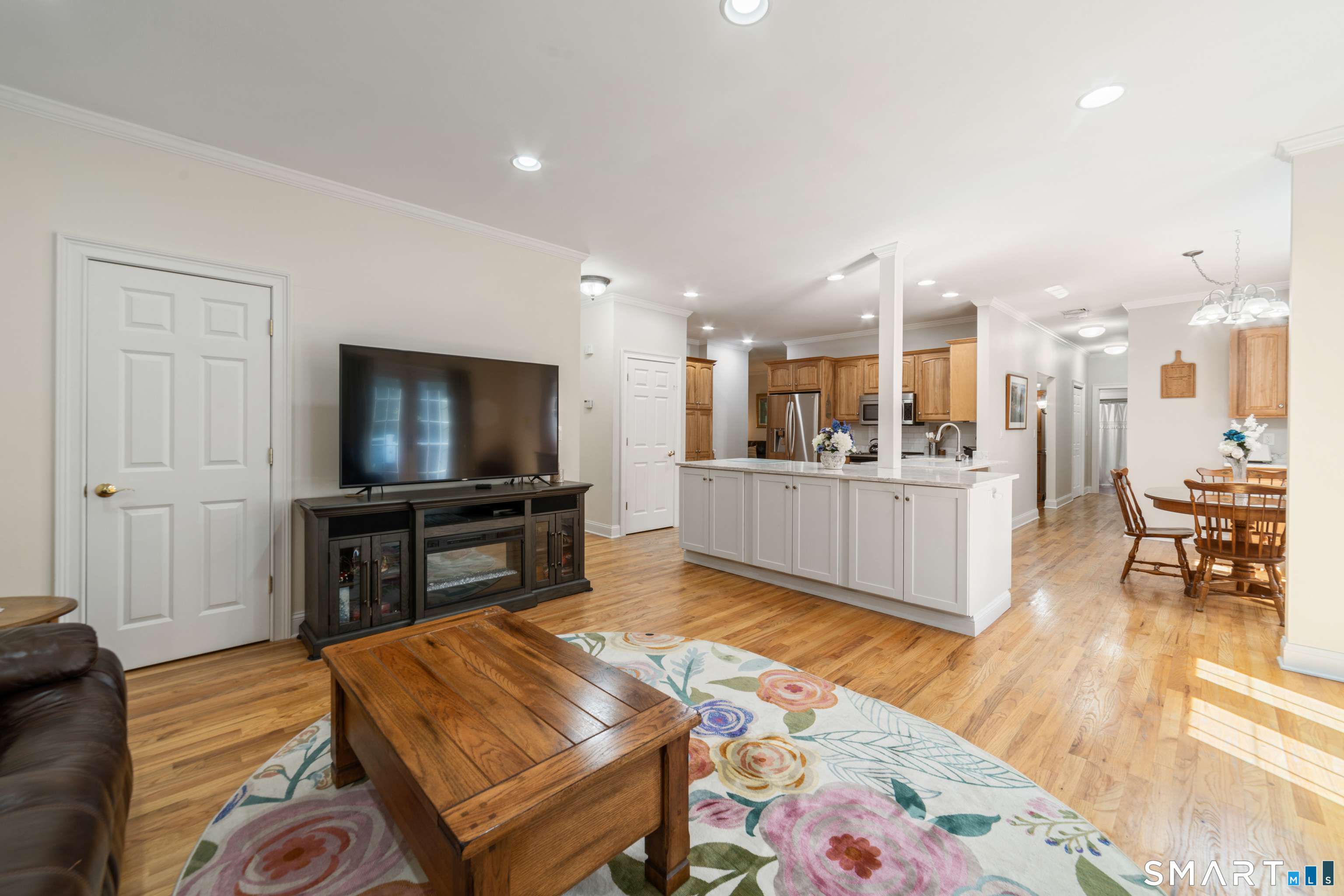 228 Burr Road Property Photo 5