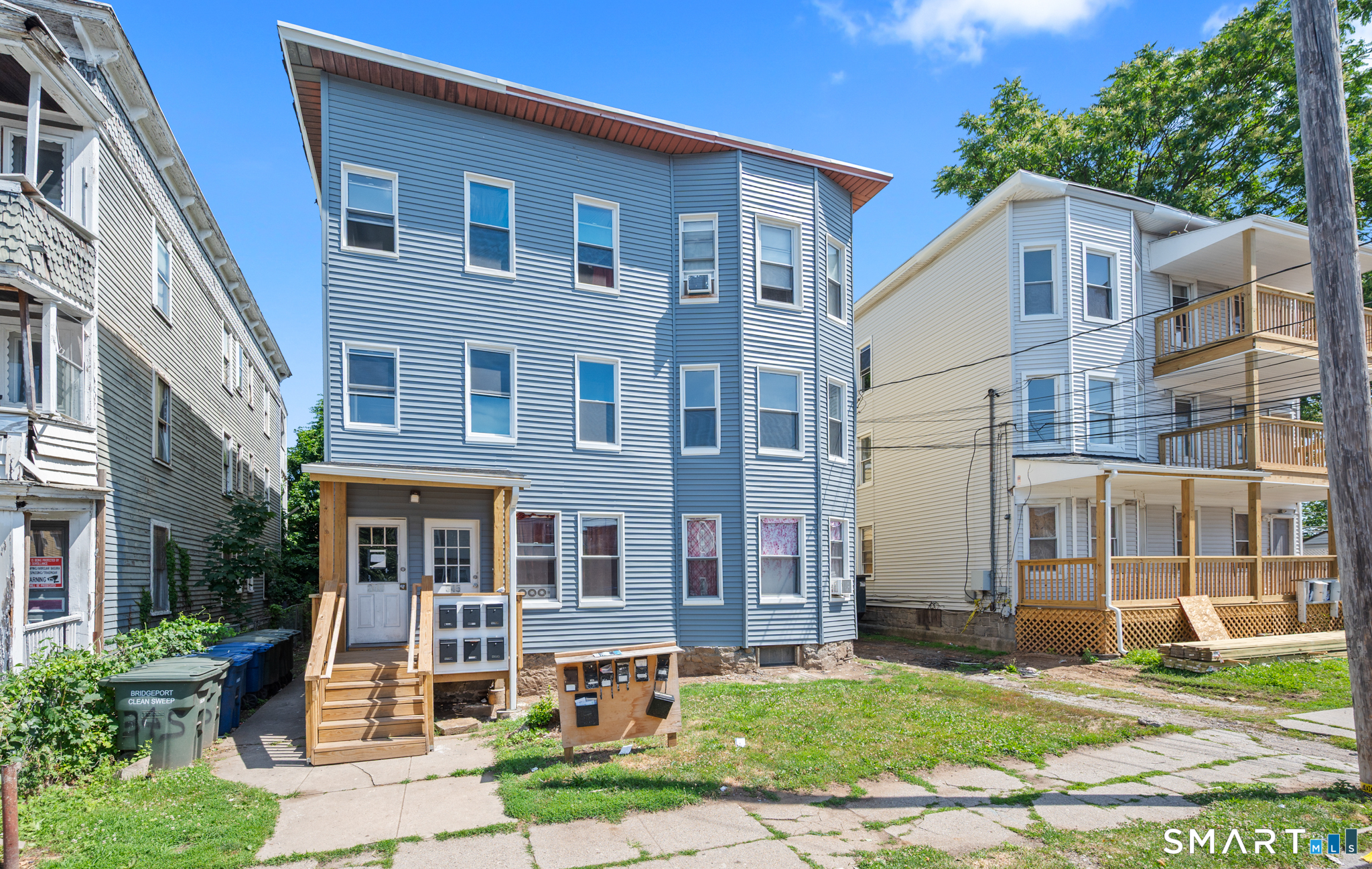 343 Pearl Street Property Photo 2