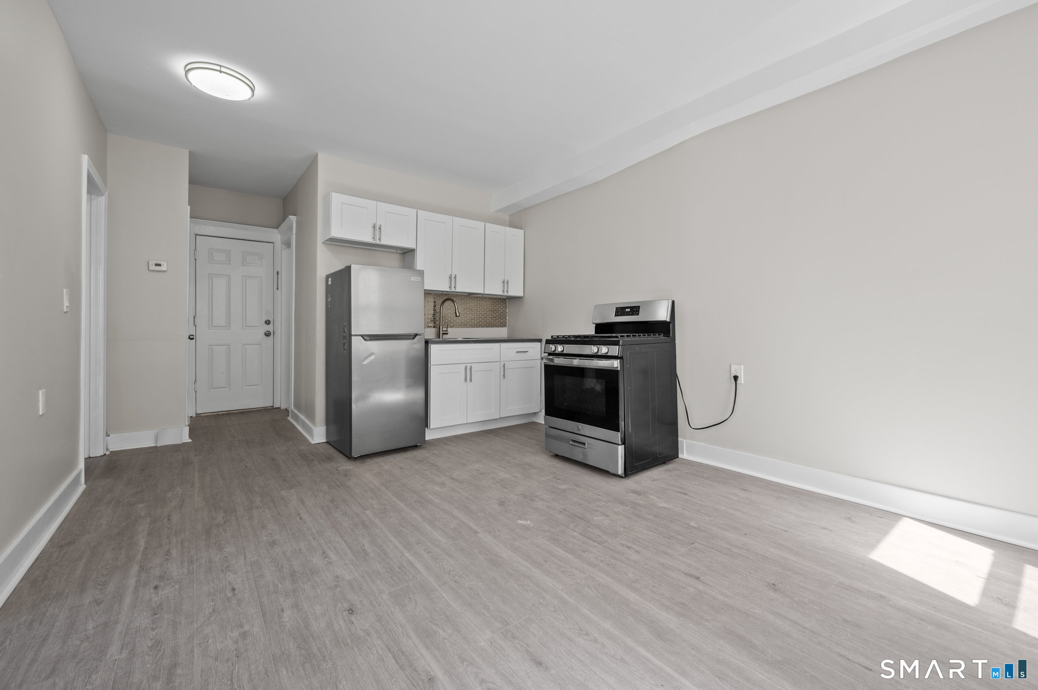 343 Pearl Street Property Photo 7