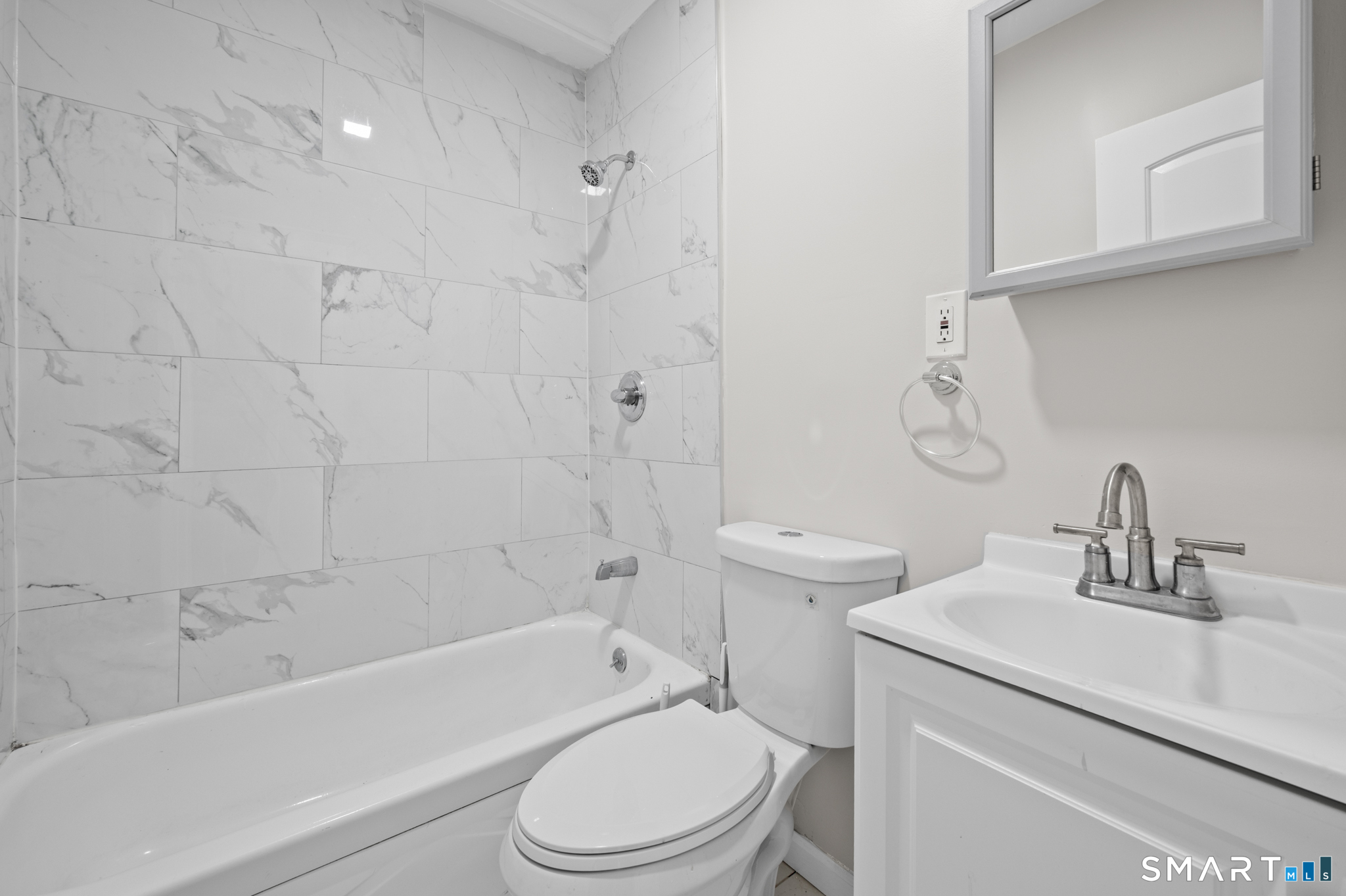 343 Pearl Street Property Photo 13