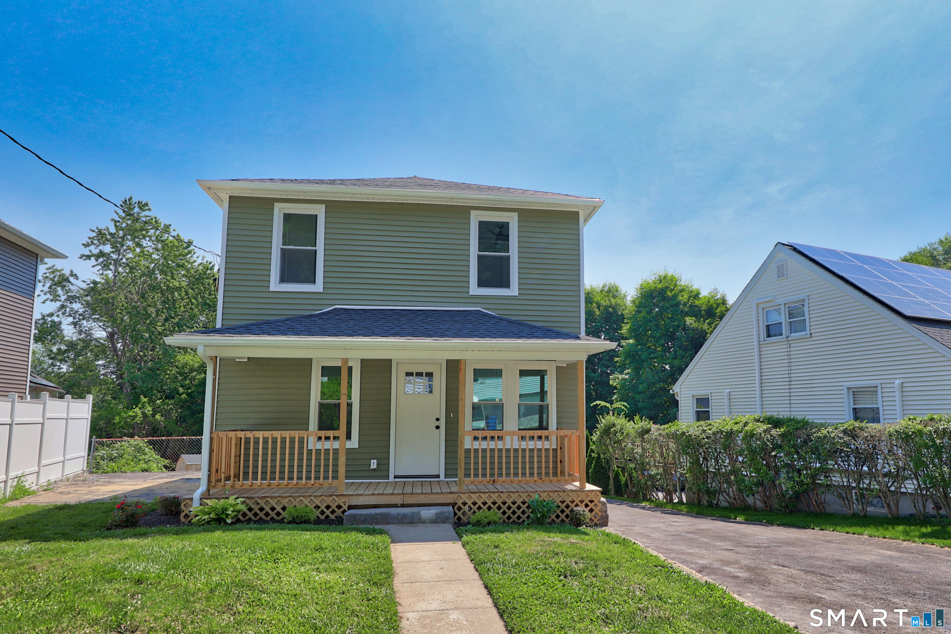 114 Whitewood Road Property Photo 1