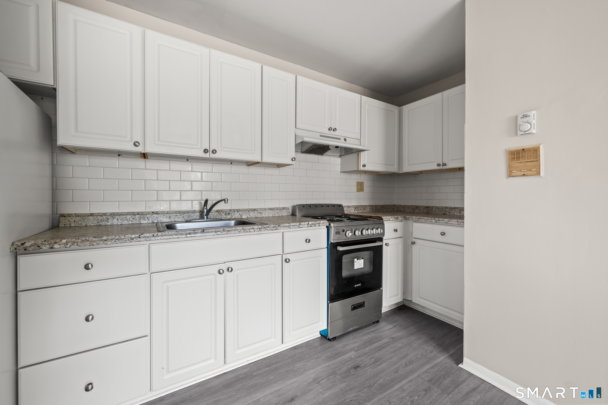 1795 North Avenue Property Photo 12