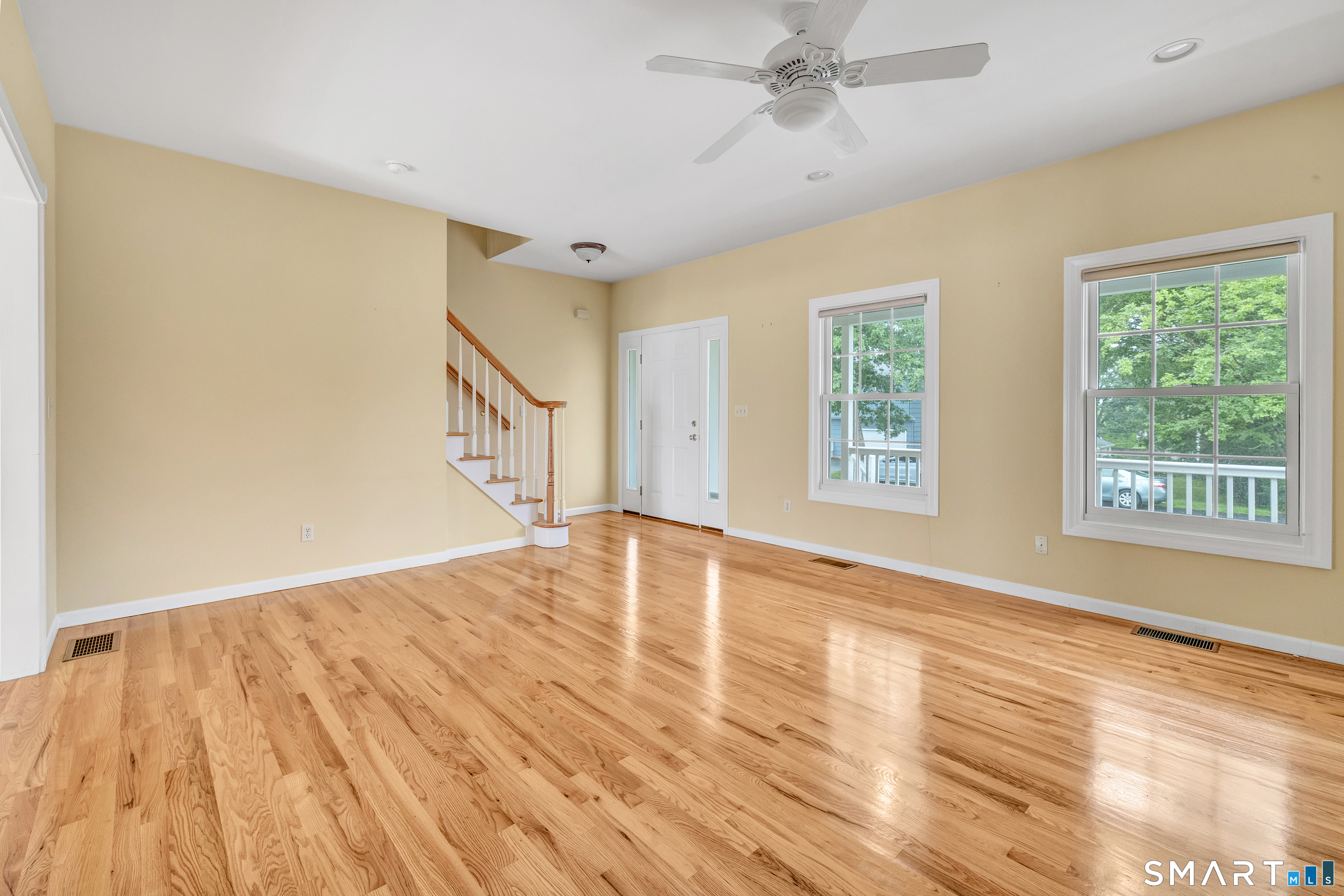 36 Pawtucket Avenue Property Photo 8