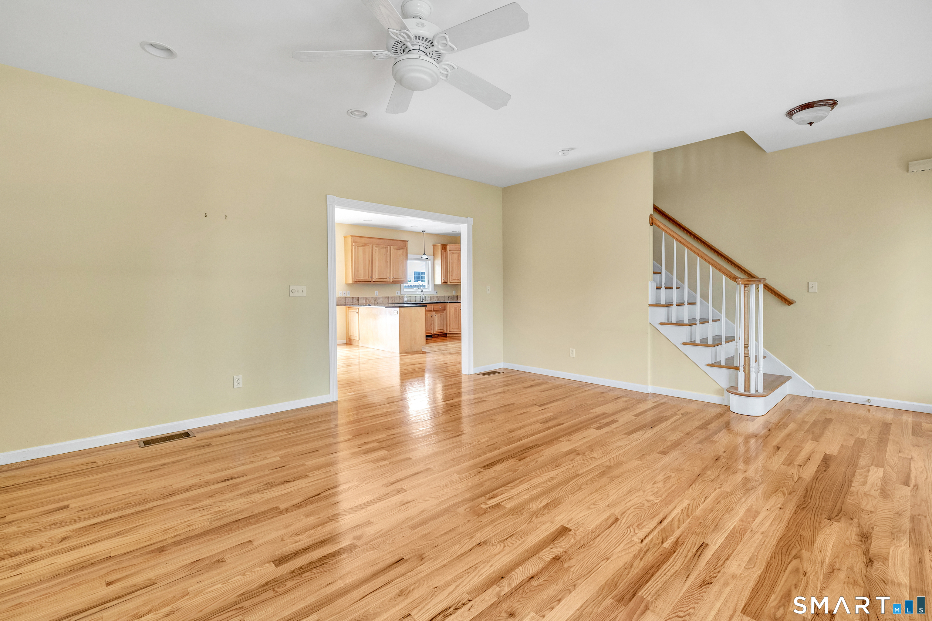 36 Pawtucket Avenue Property Photo 10