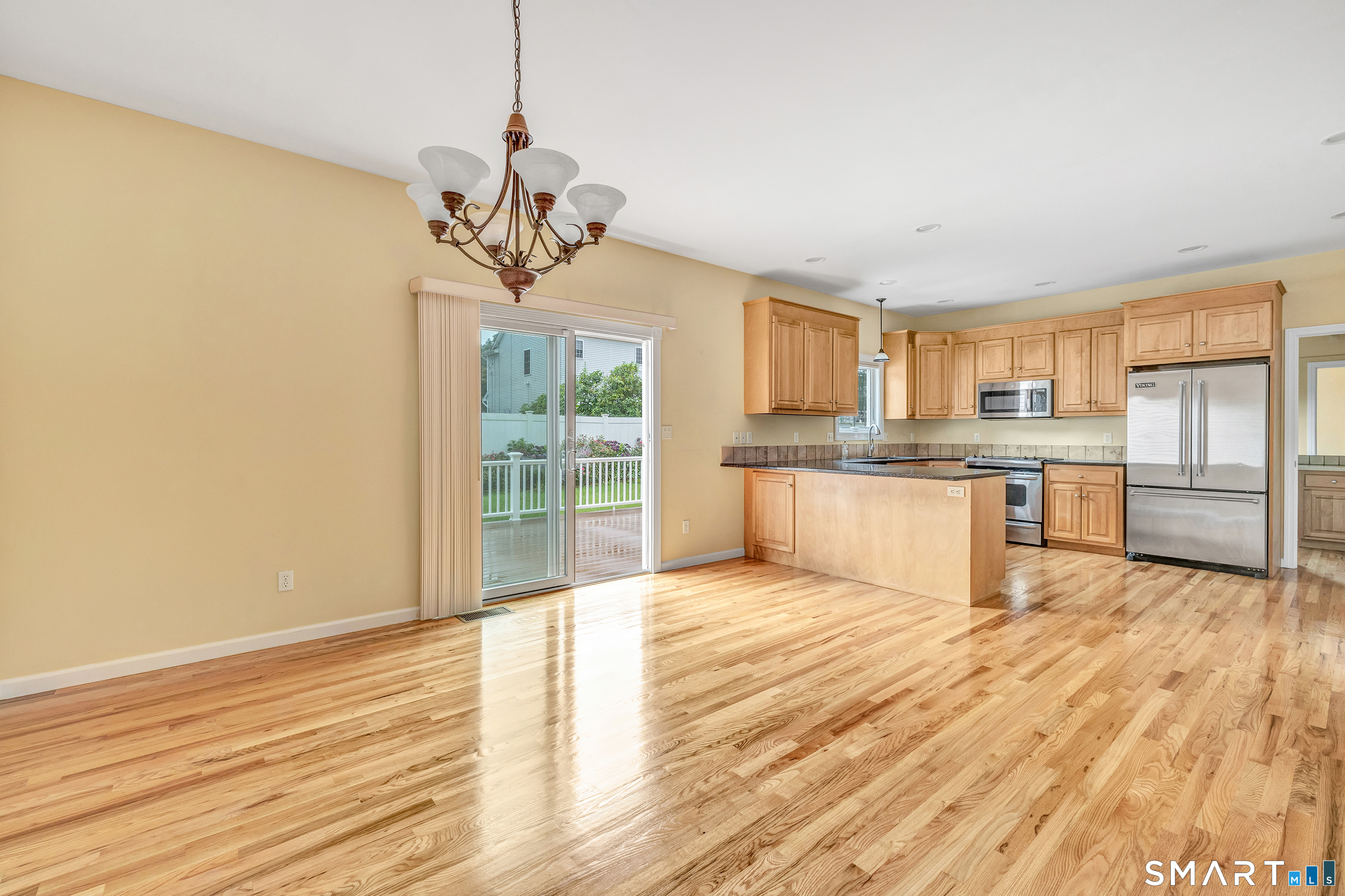 36 Pawtucket Avenue Property Photo 11