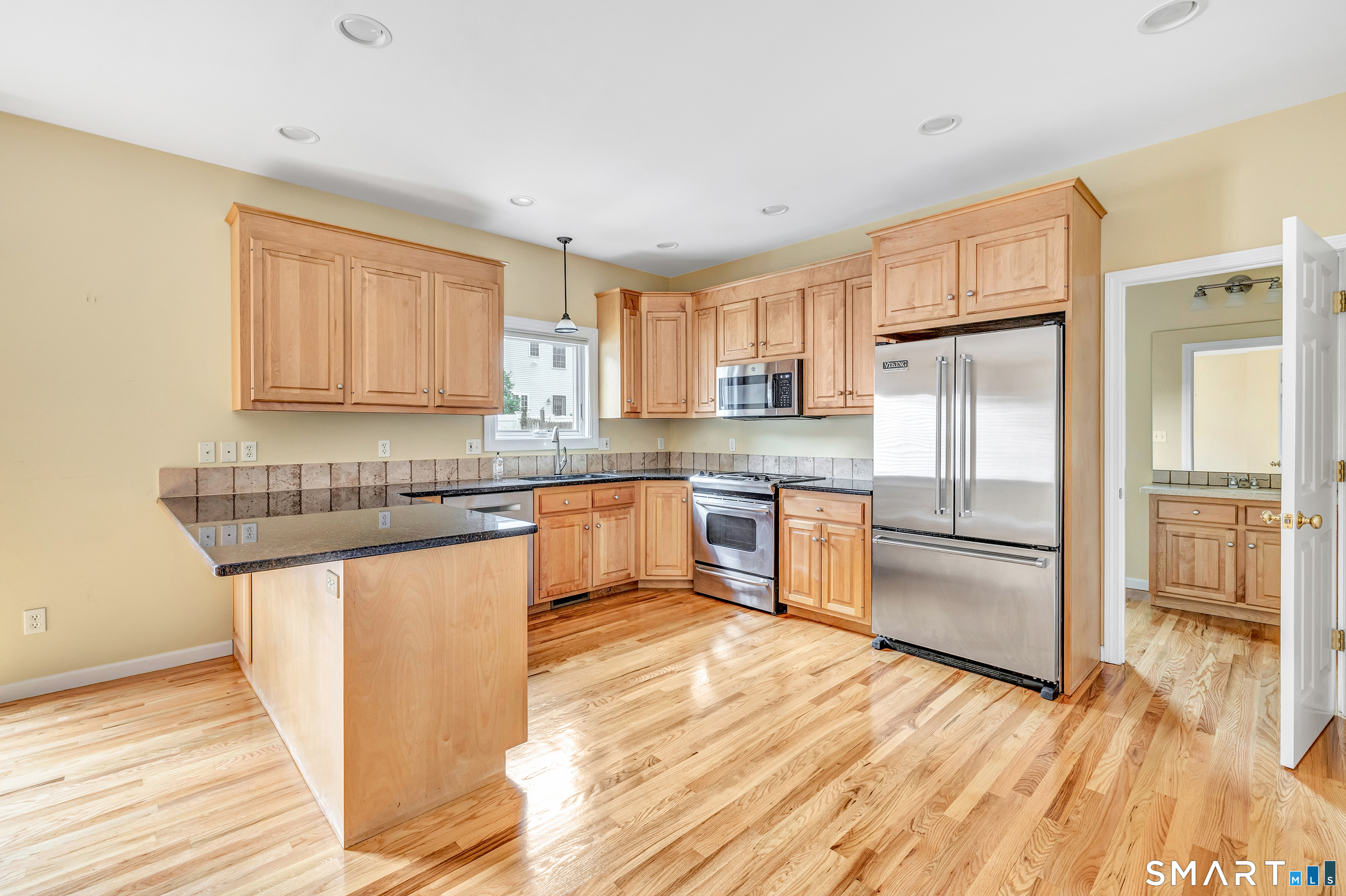 36 Pawtucket Avenue Property Photo 12