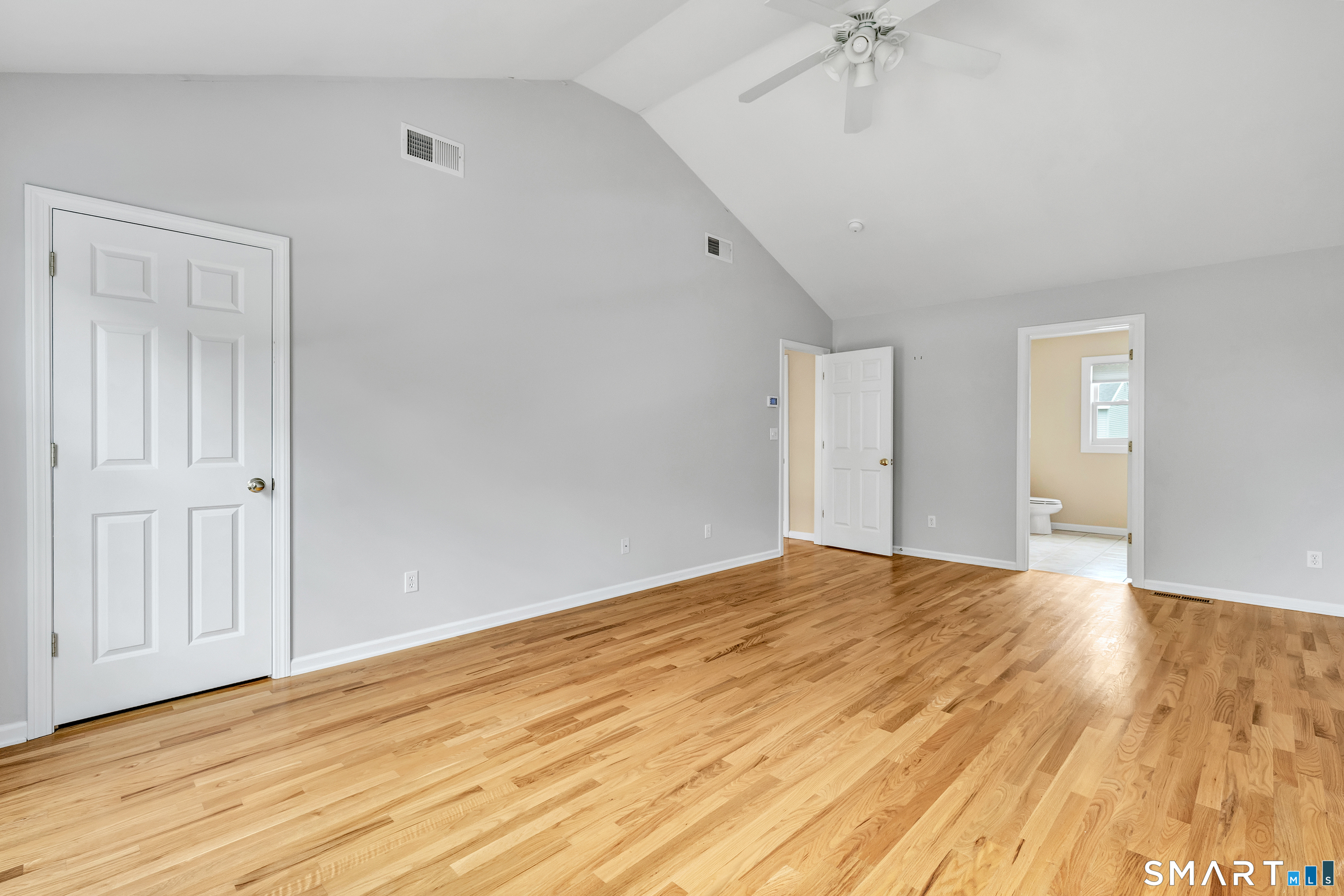 36 Pawtucket Avenue Property Photo 27