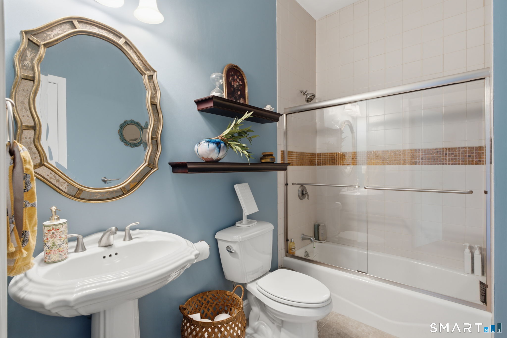 586 Thames West 501 Street Property Photo 27