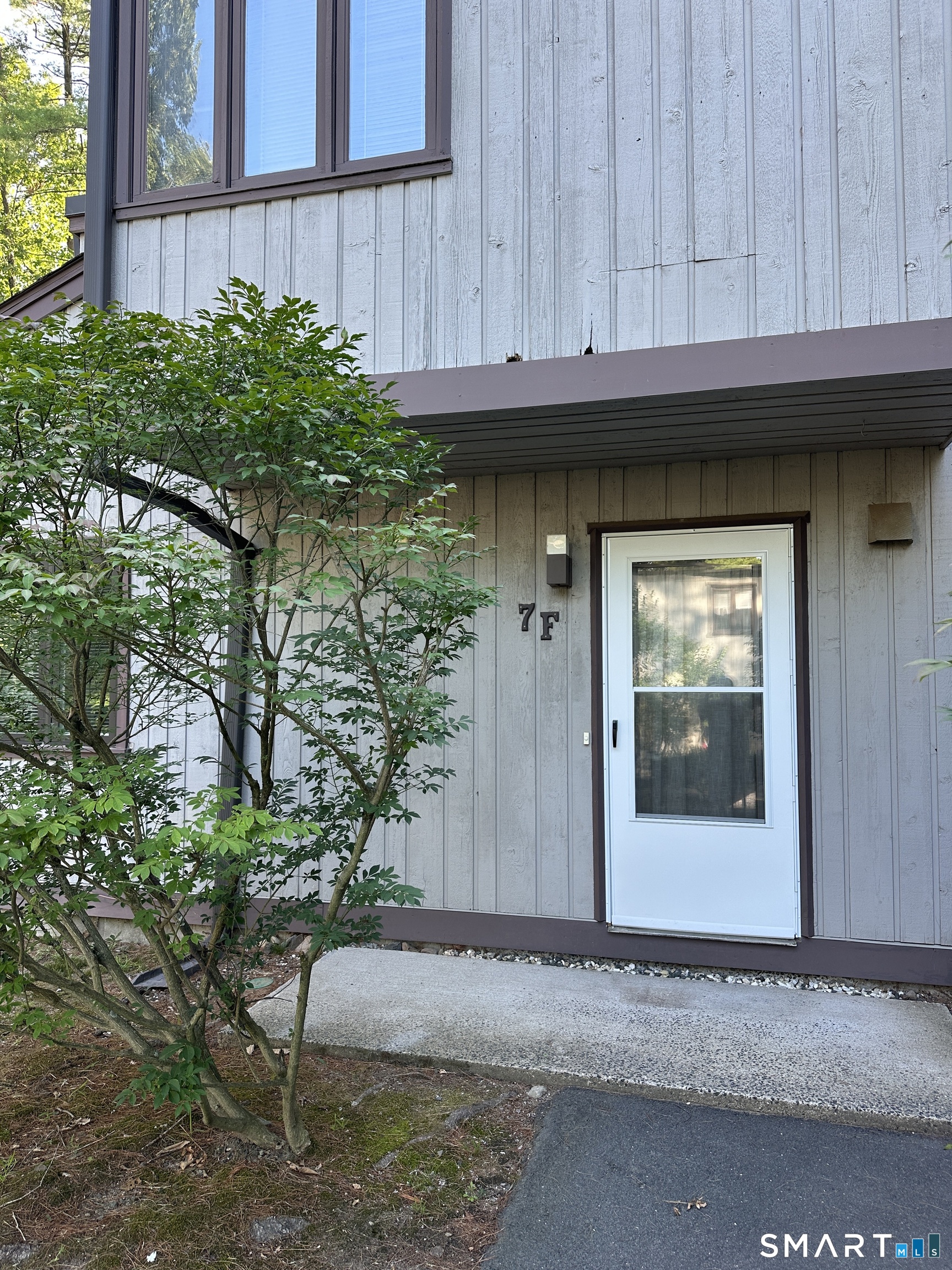 7 Staunton F Court Property Photo 1