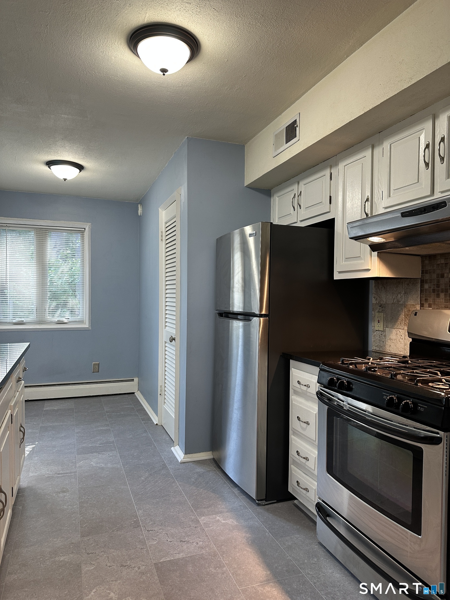 7 Staunton F Court Property Photo 4