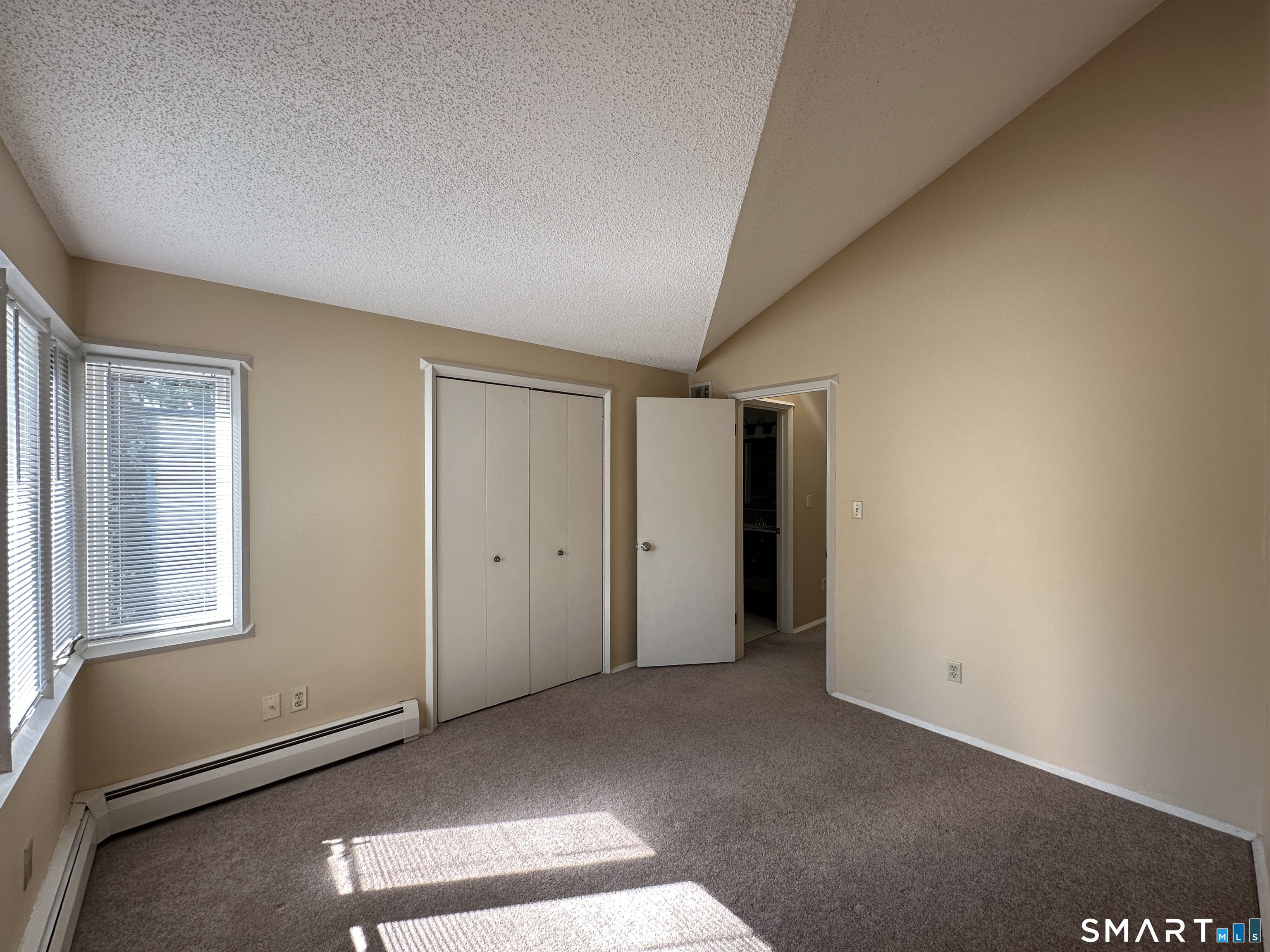 7 Staunton F Court Property Photo 6