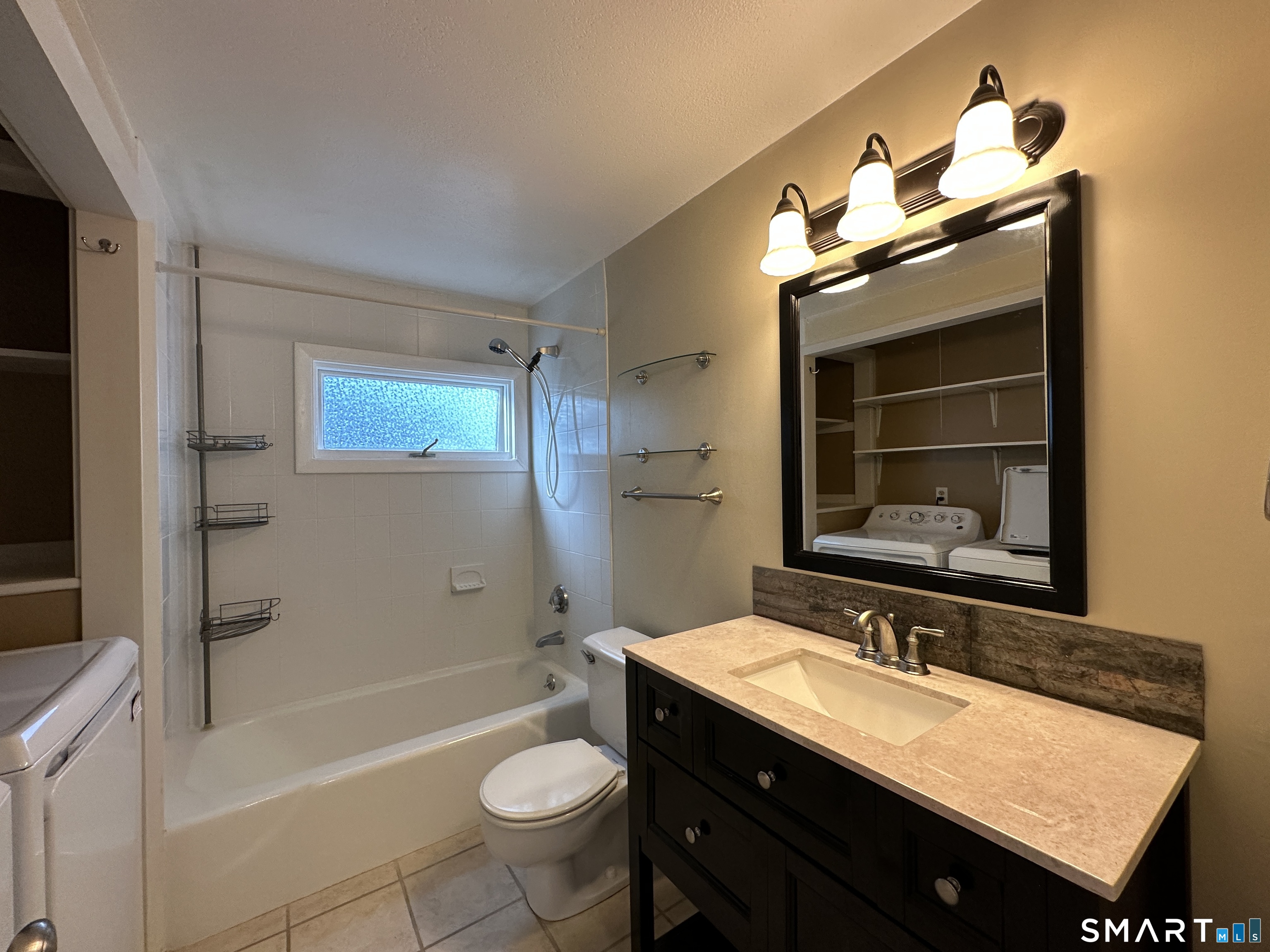 7 Staunton F Court Property Photo 7