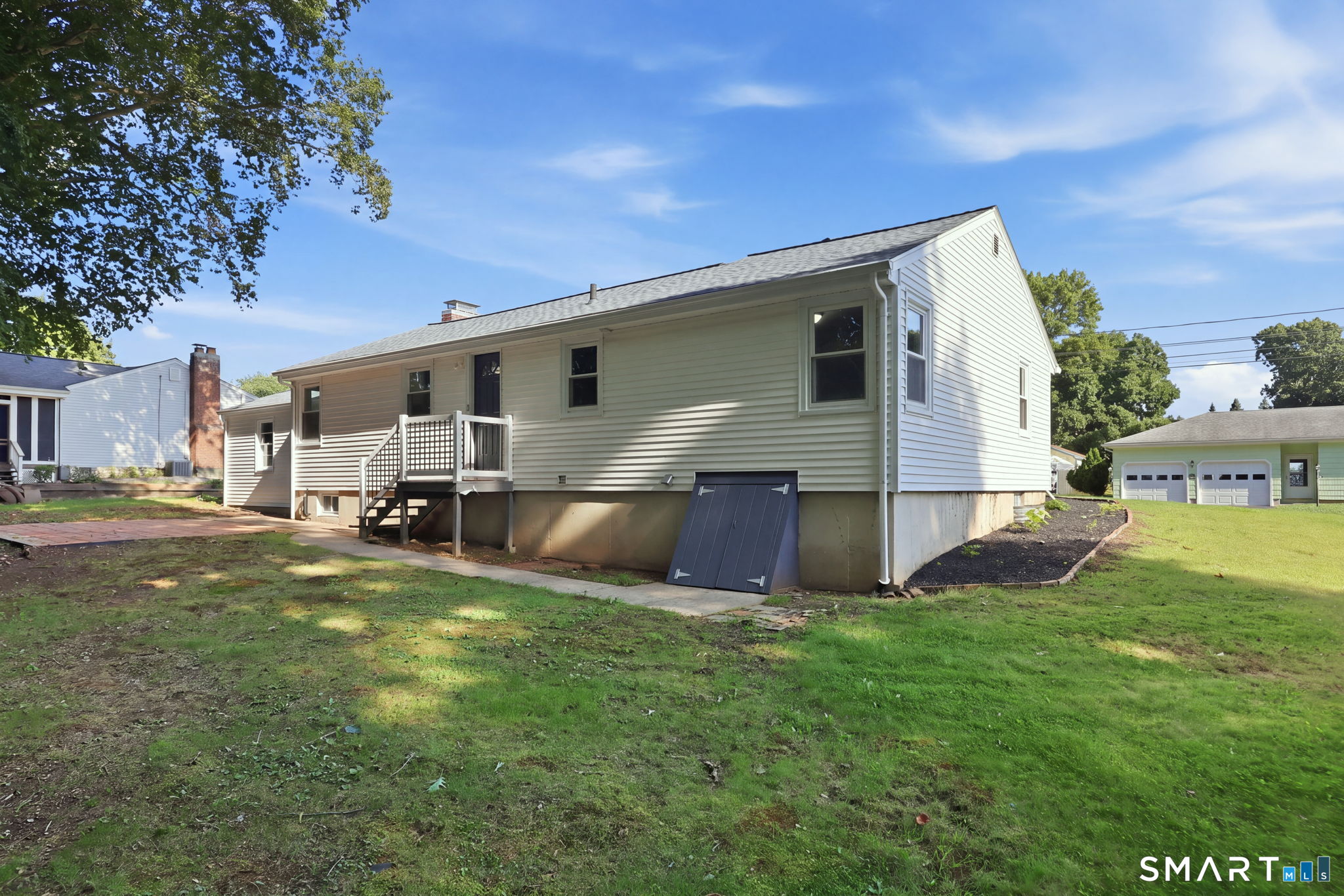 156 Robin Hill Road Property Photo 3