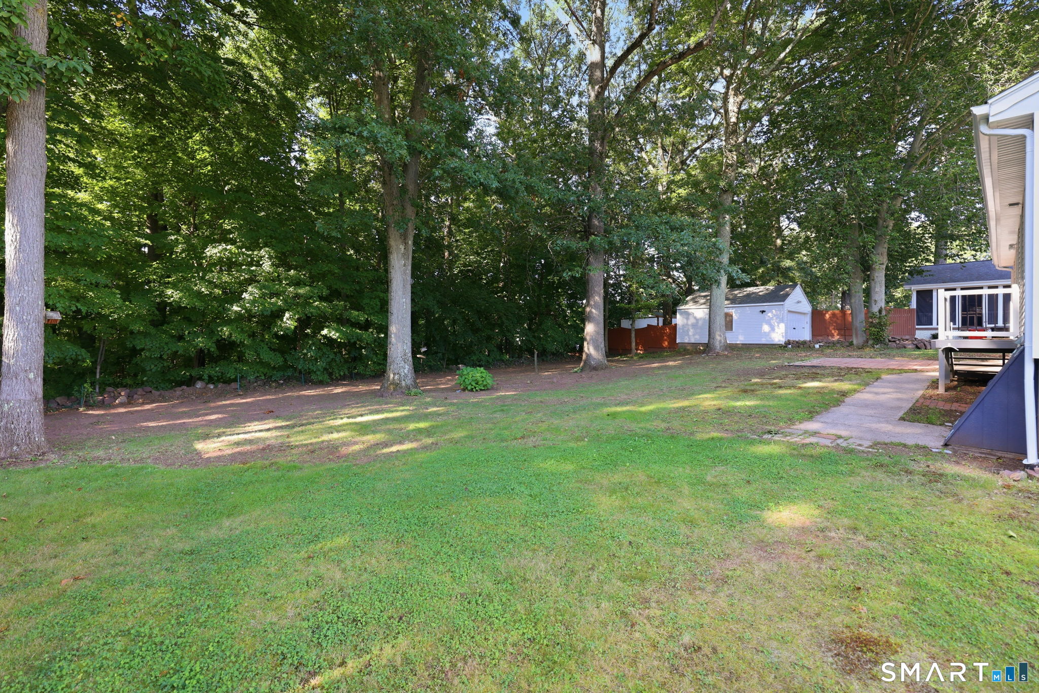 156 Robin Hill Road Property Photo 5