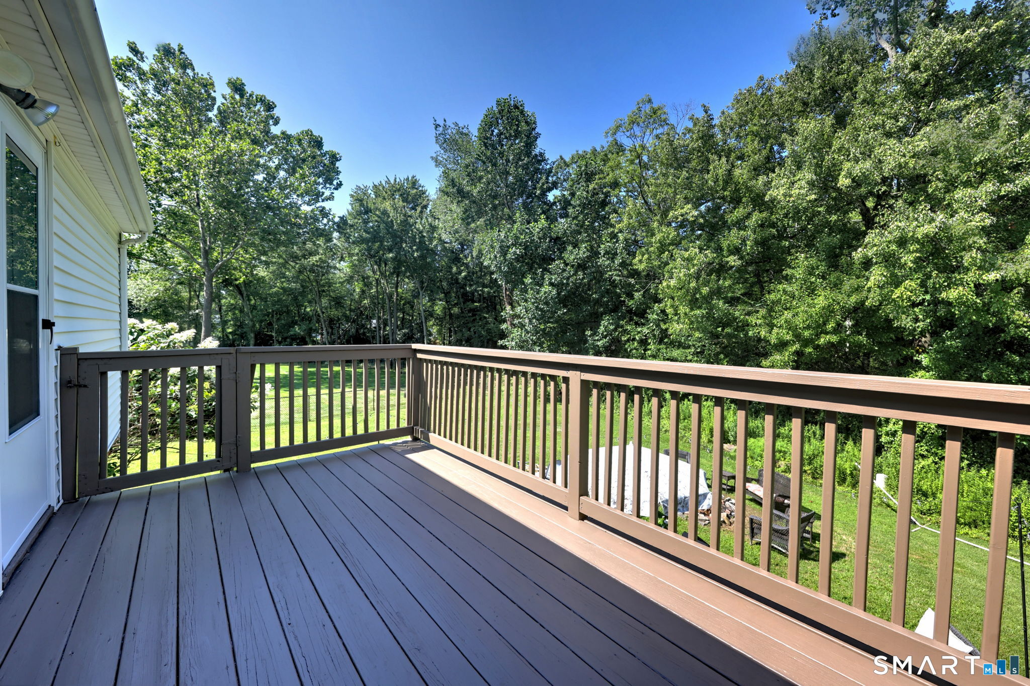 19 Lance Lane Property Photo 4