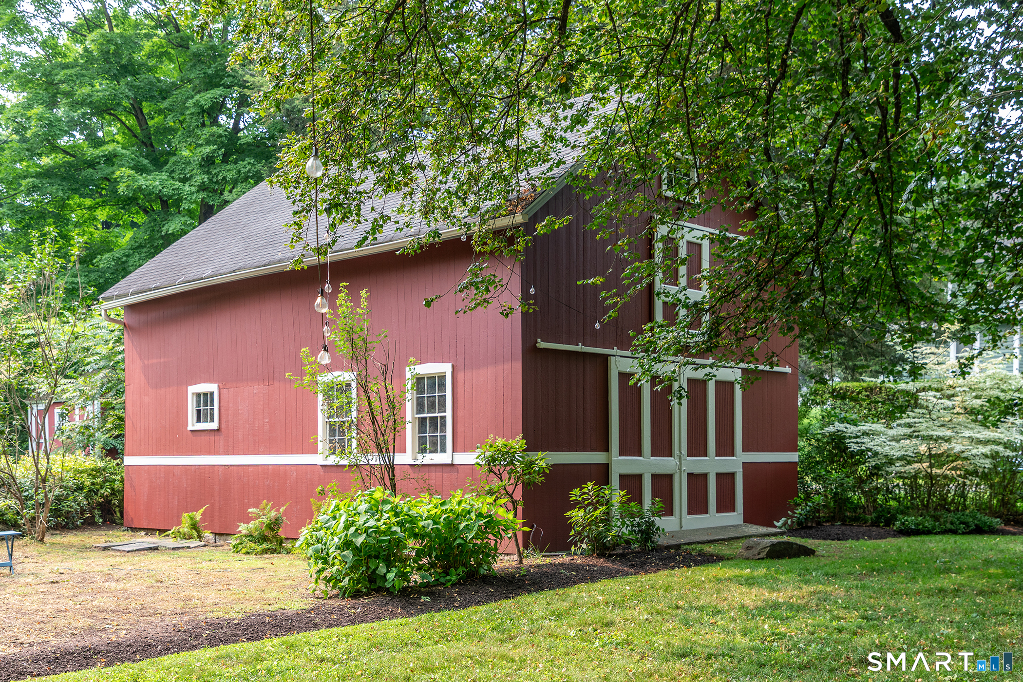 11 Pleasant Street Property Photo 39