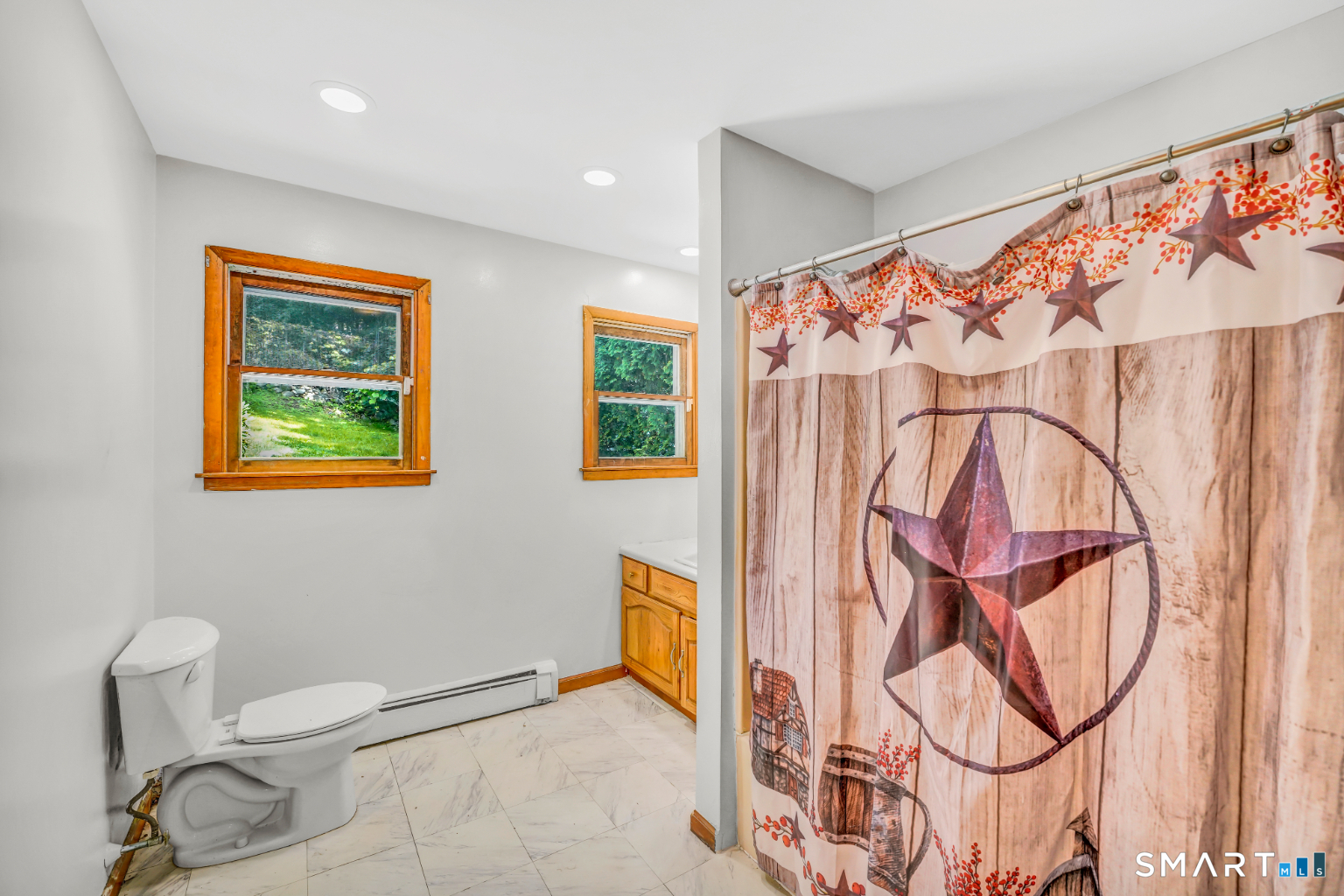 380 Farmington Avenue Property Photo 11
