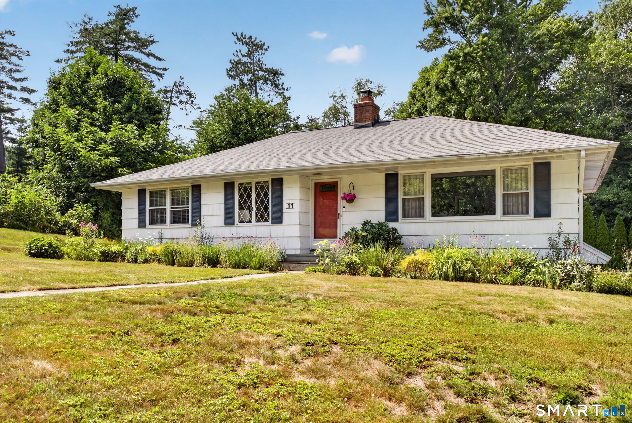 11 Sealand Drive Property Photo 1