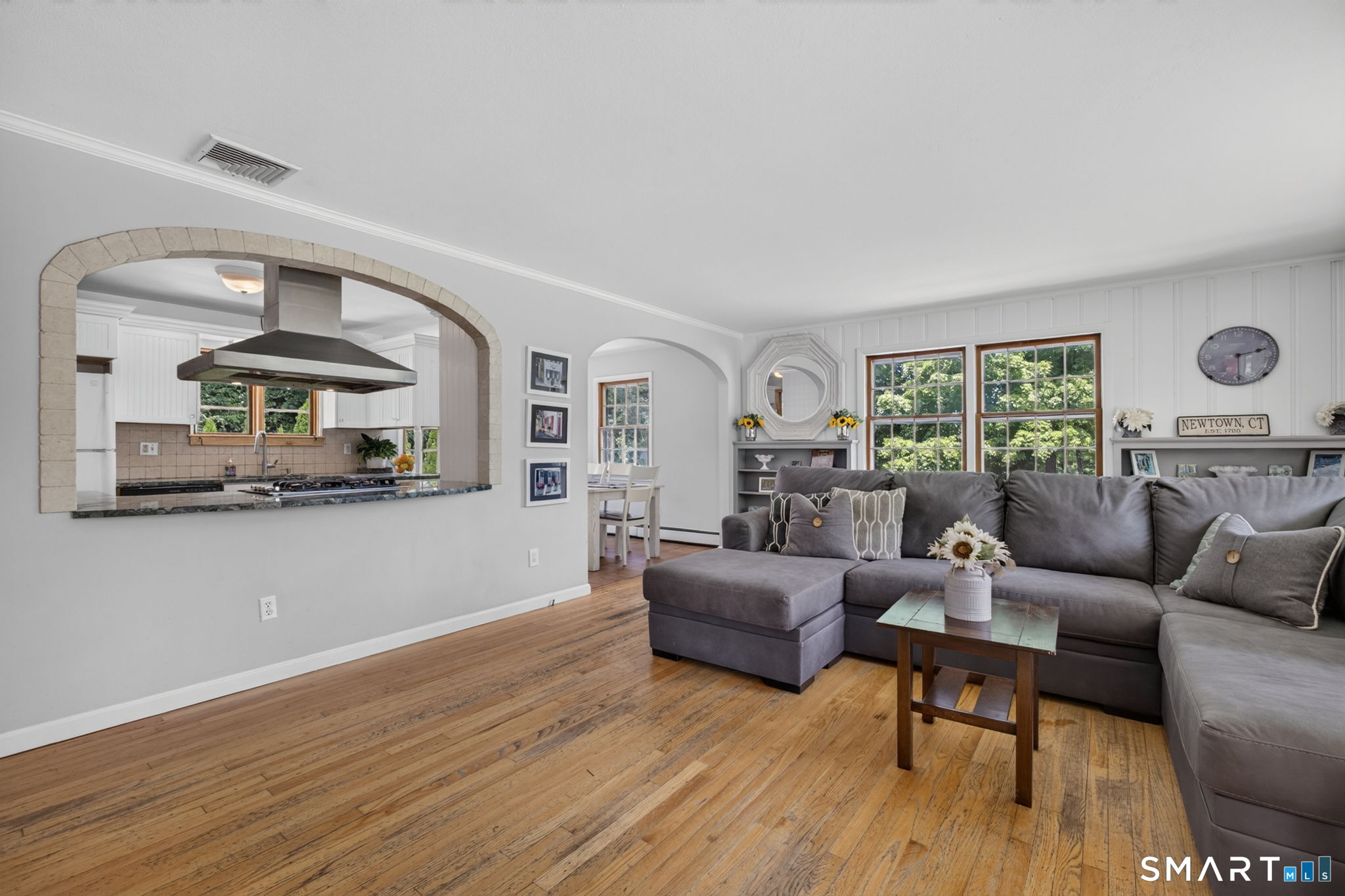 11 Sealand Drive Property Photo 3