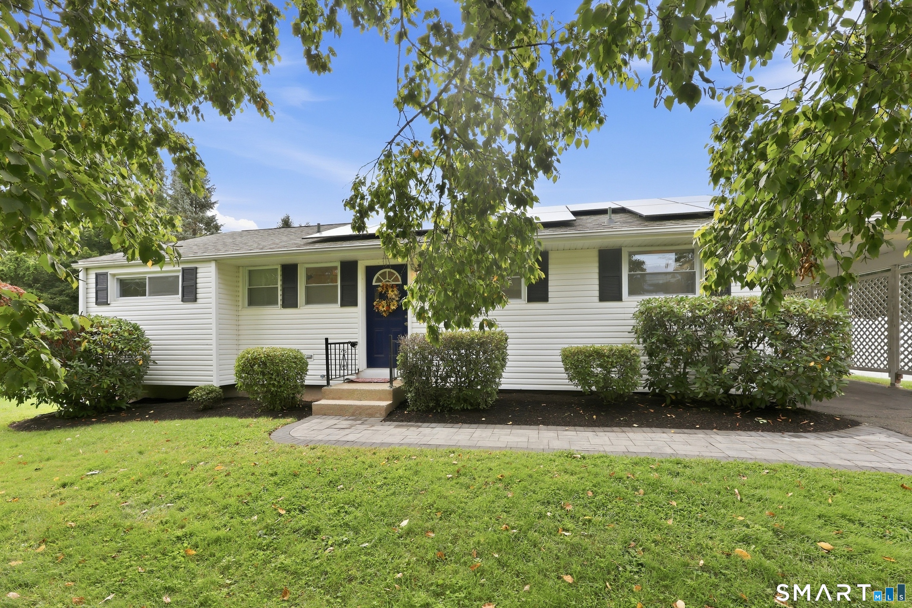 81 Elm Street Property Photo 1