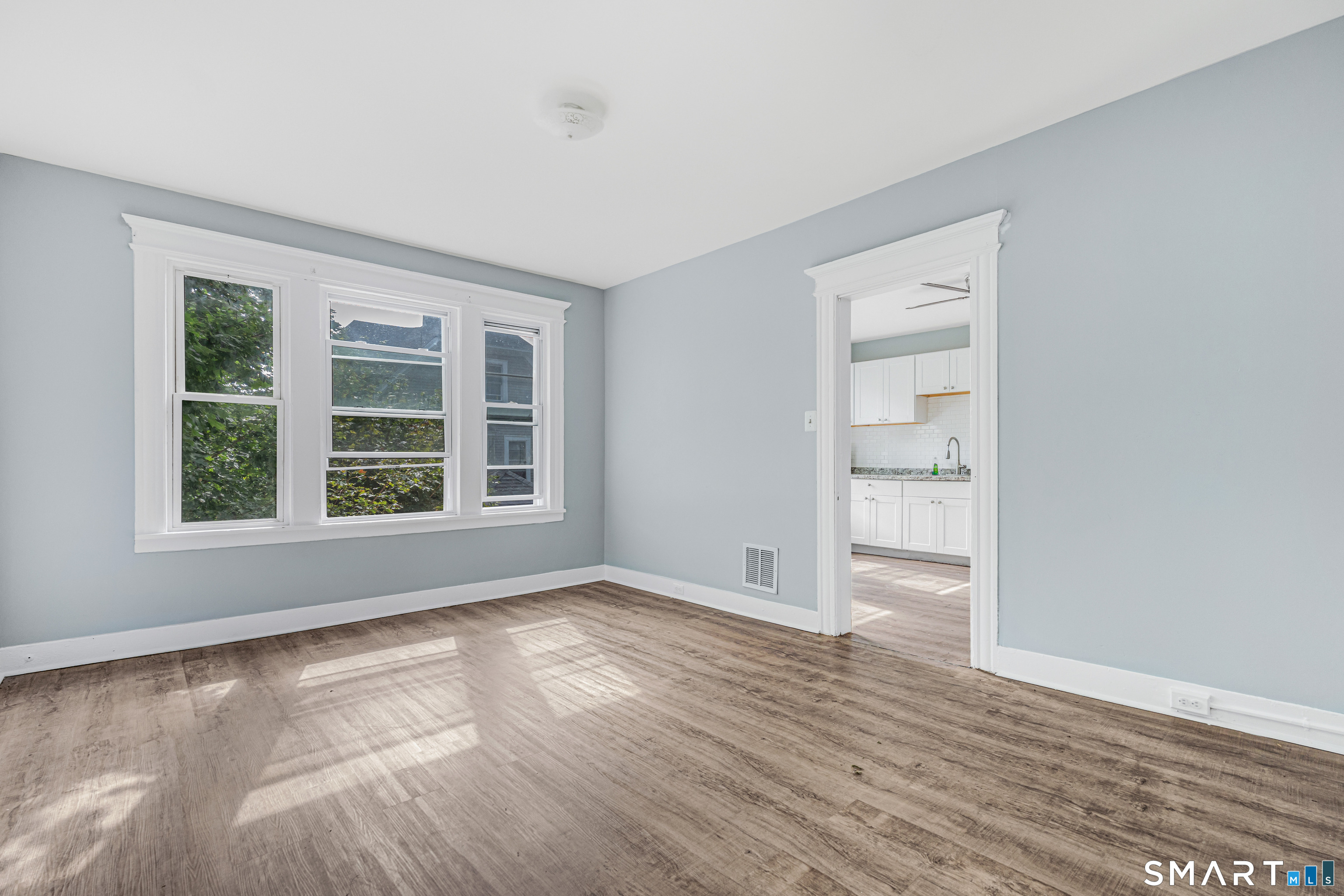 350 Spring Street Property Photo 2