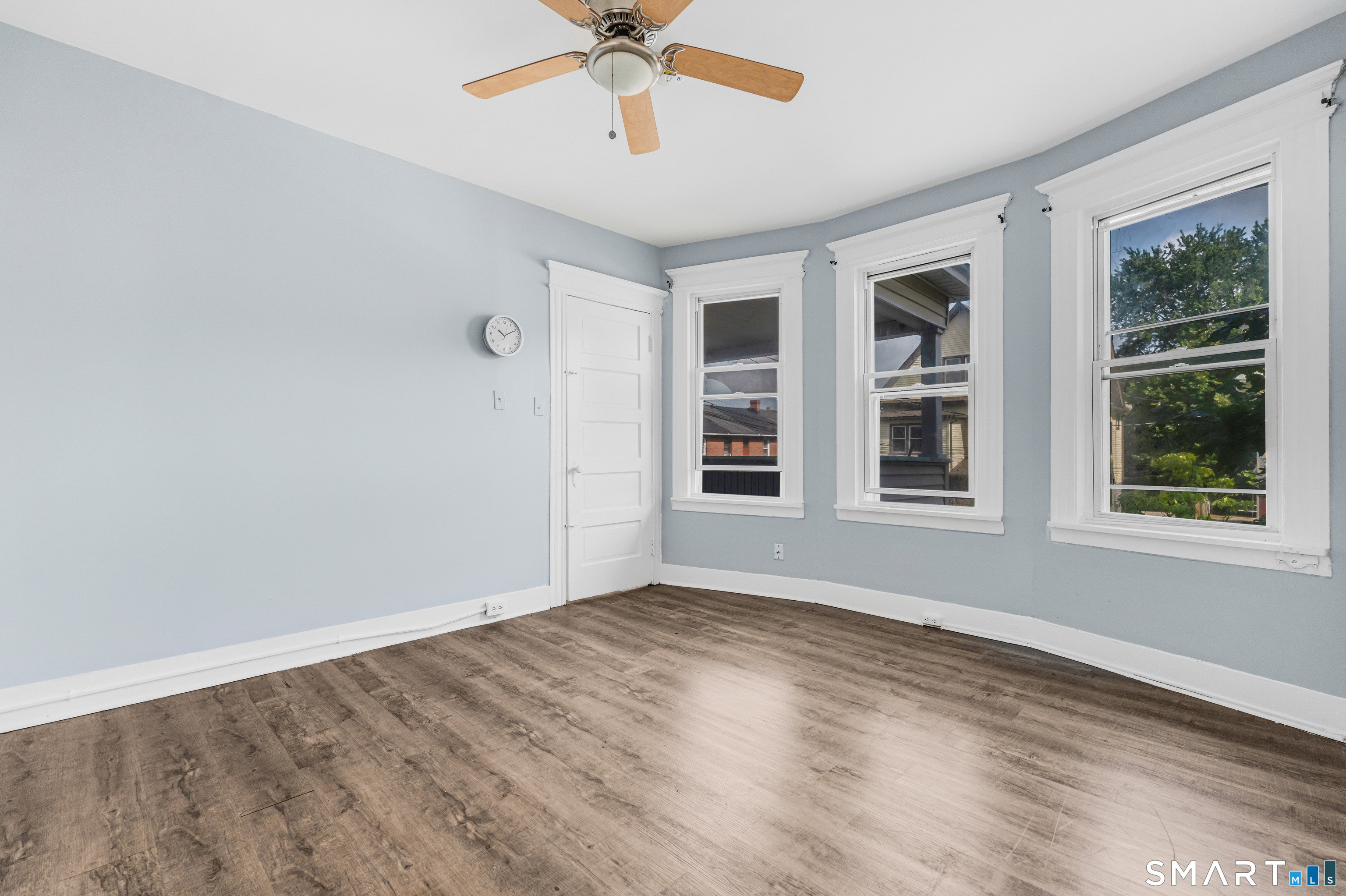 350 Spring Street Property Photo 7